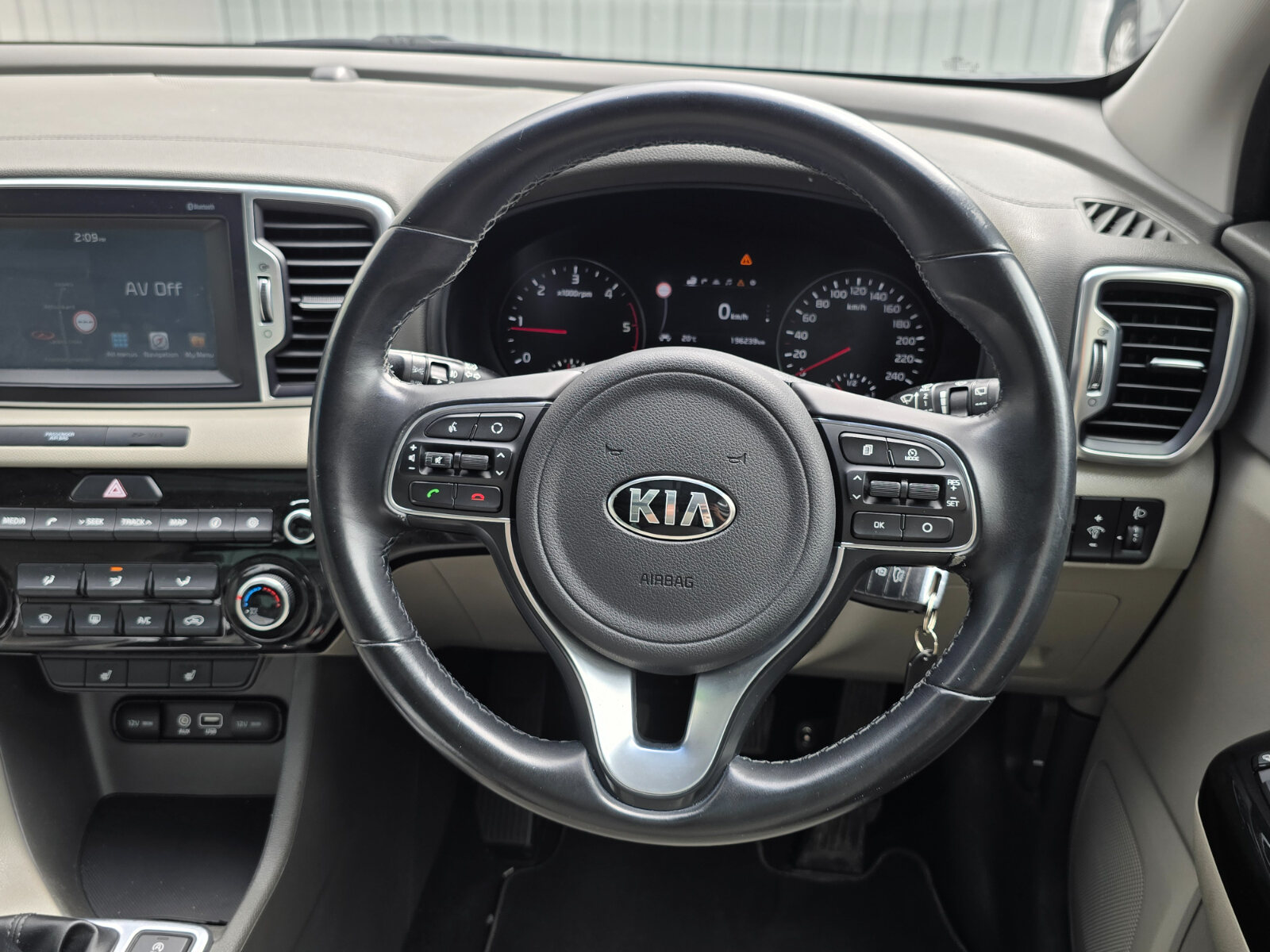 2018 Kia Sportage 1.7 PLATINUM S - Image 17