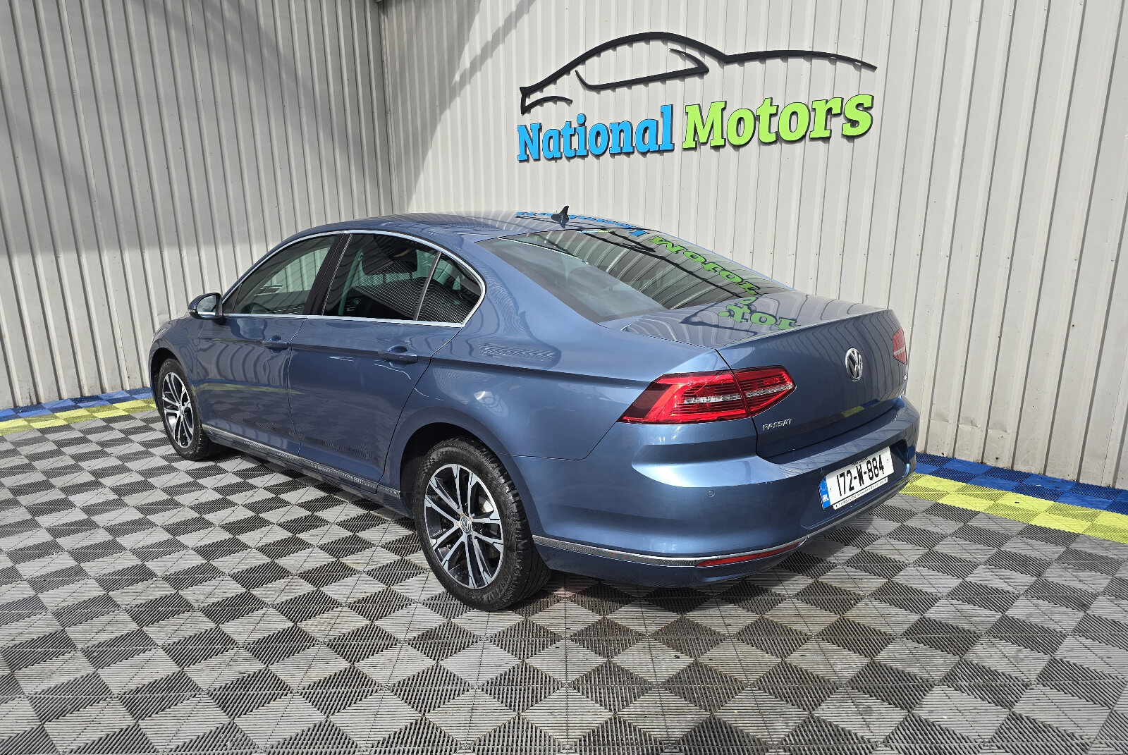 2017 Volkswagen Passat 1.6 TDI Highline - Image 4
