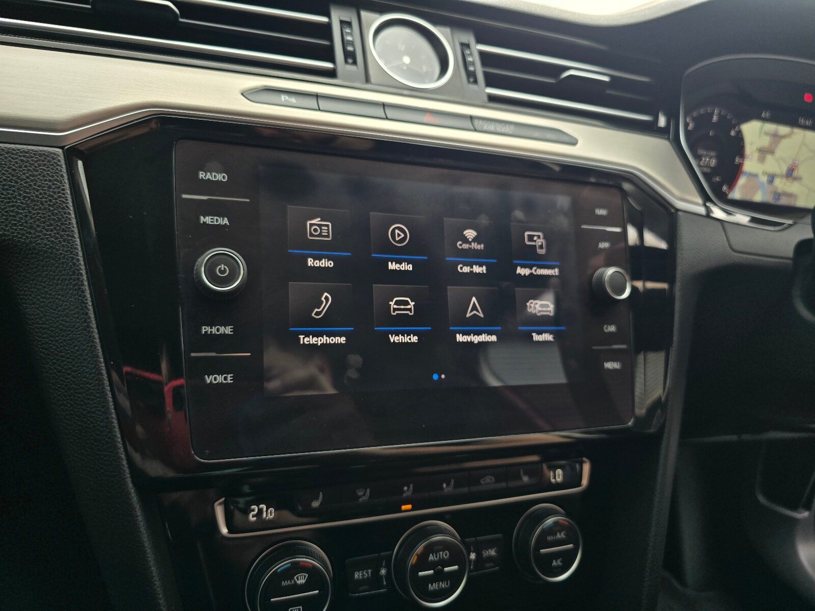 2017 Volkswagen Passat 1.6 TDI Highline - Image 15