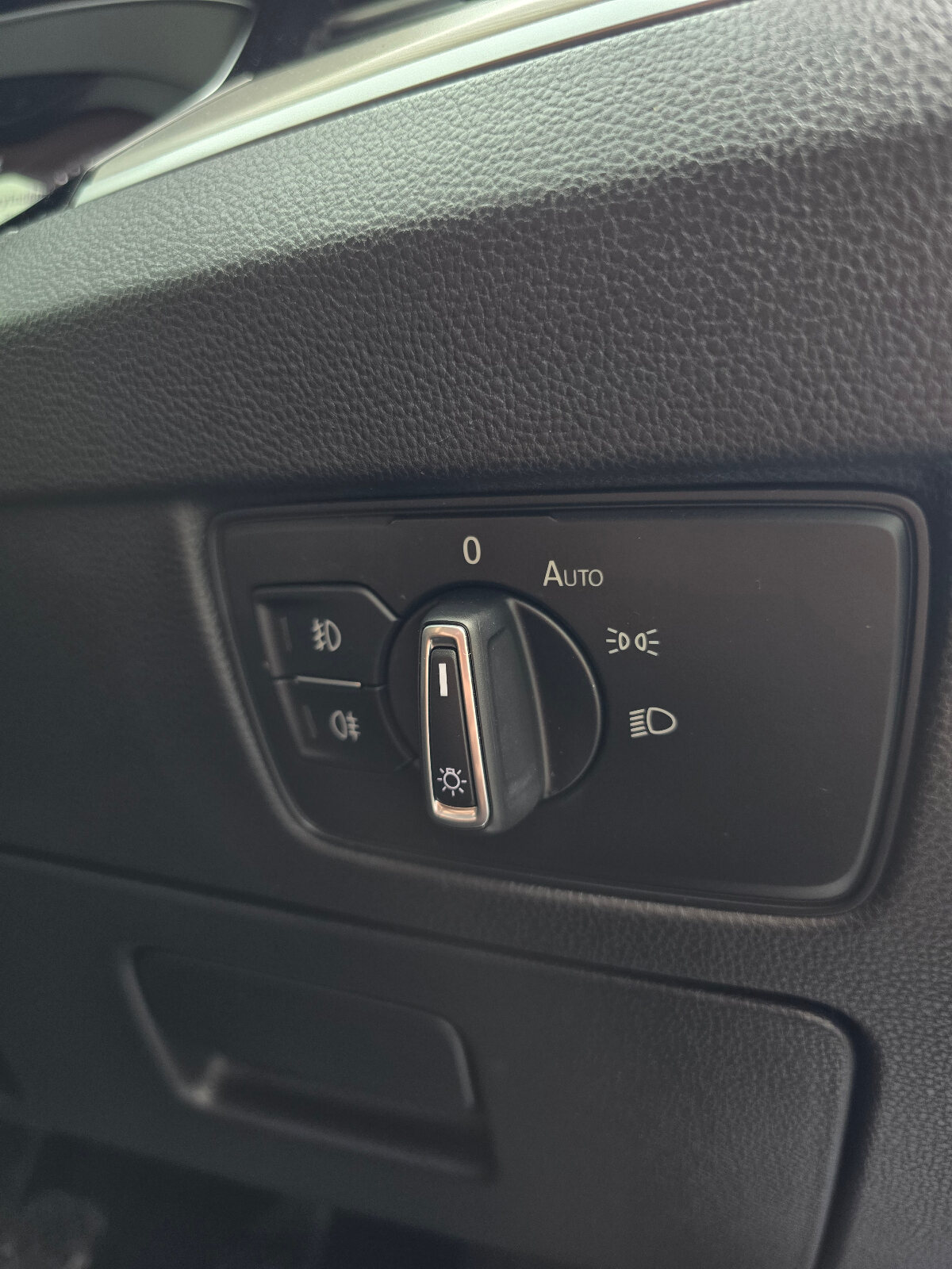 2017 Volkswagen Passat 1.6 TDI Highline - Image 18
