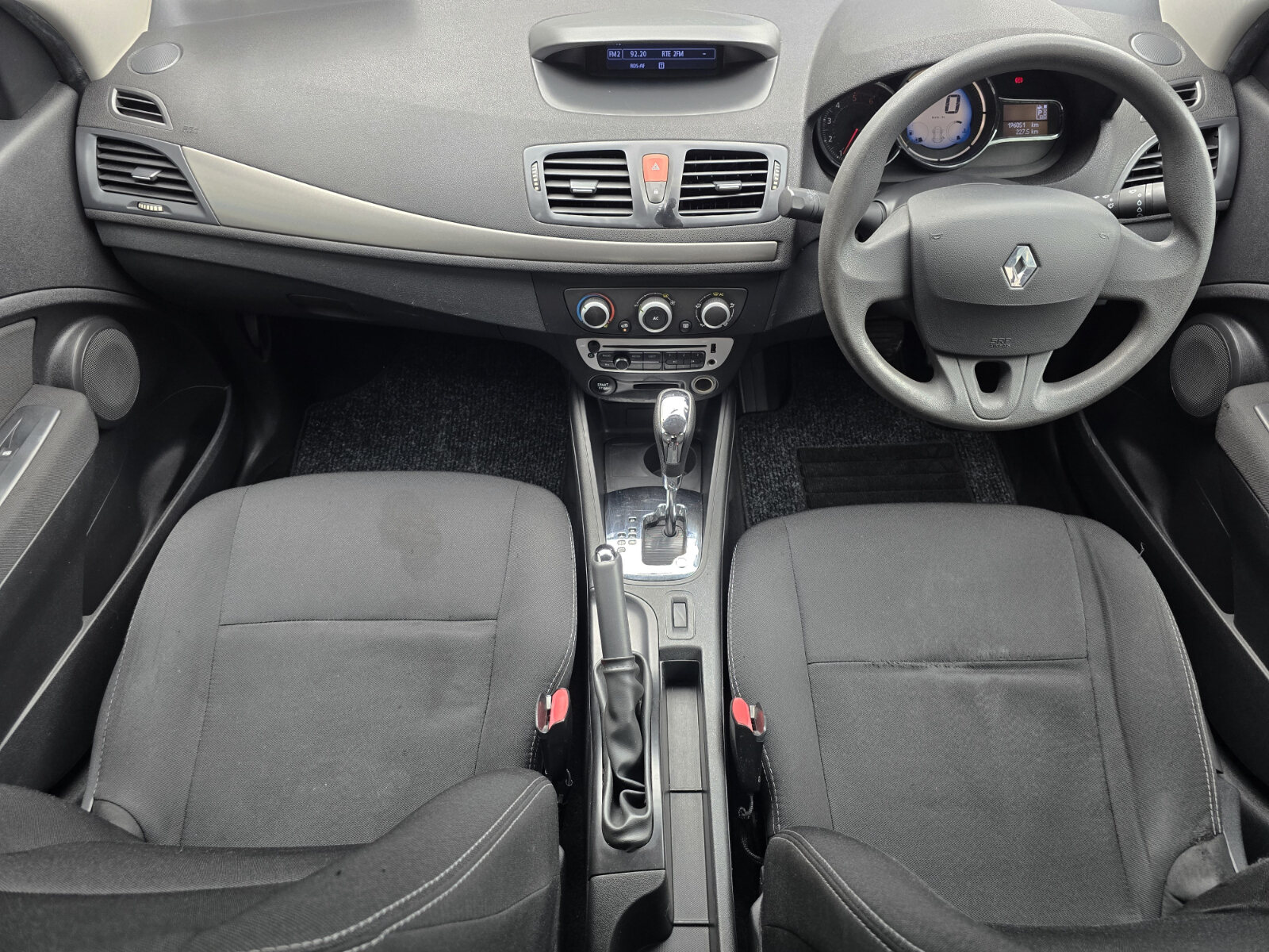 2016 Renault Fluence 1.5 Automatic DCI EXPRESSION - Image 6