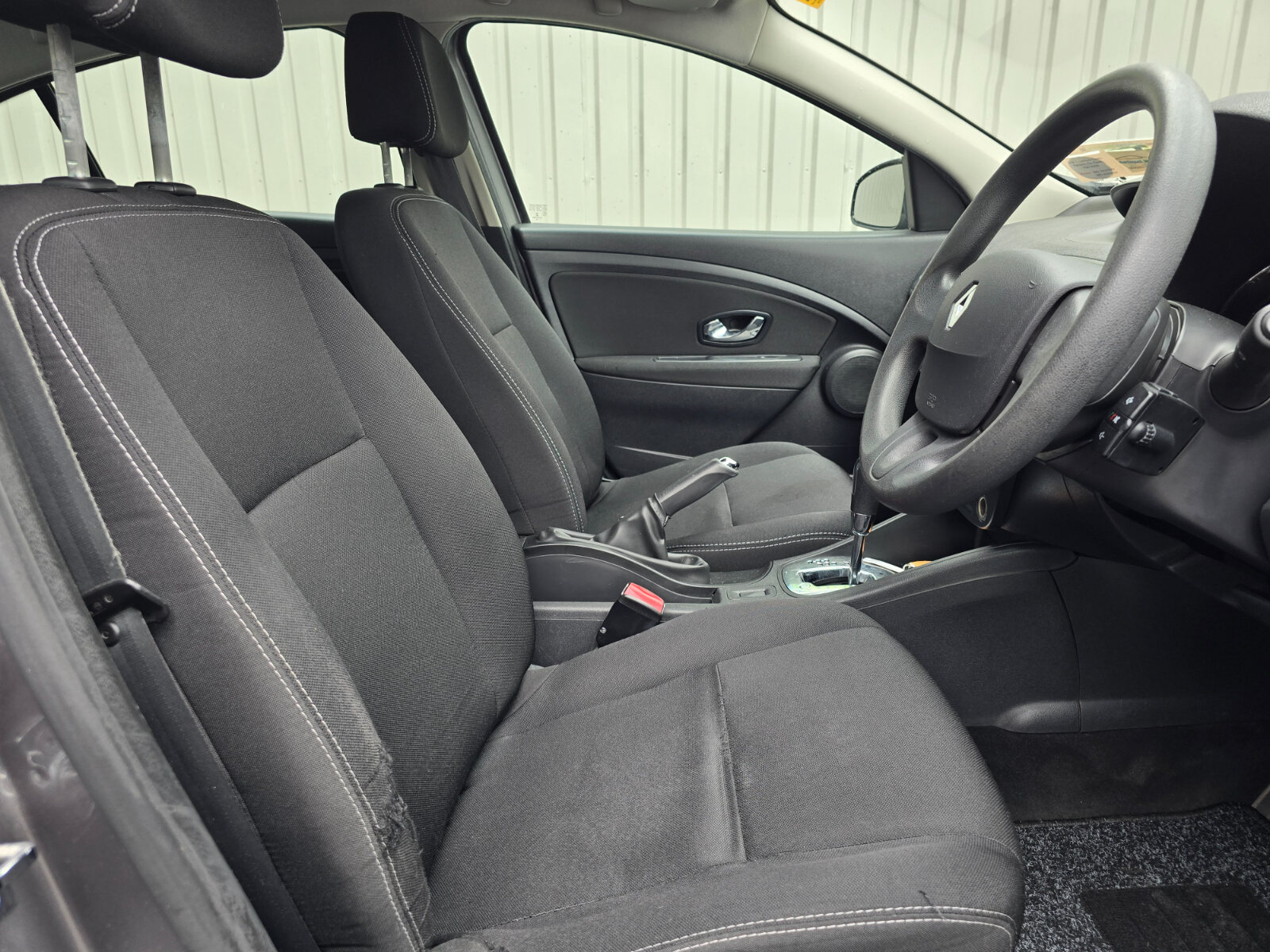 2016 Renault Fluence 1.5 Automatic DCI EXPRESSION - Image 8