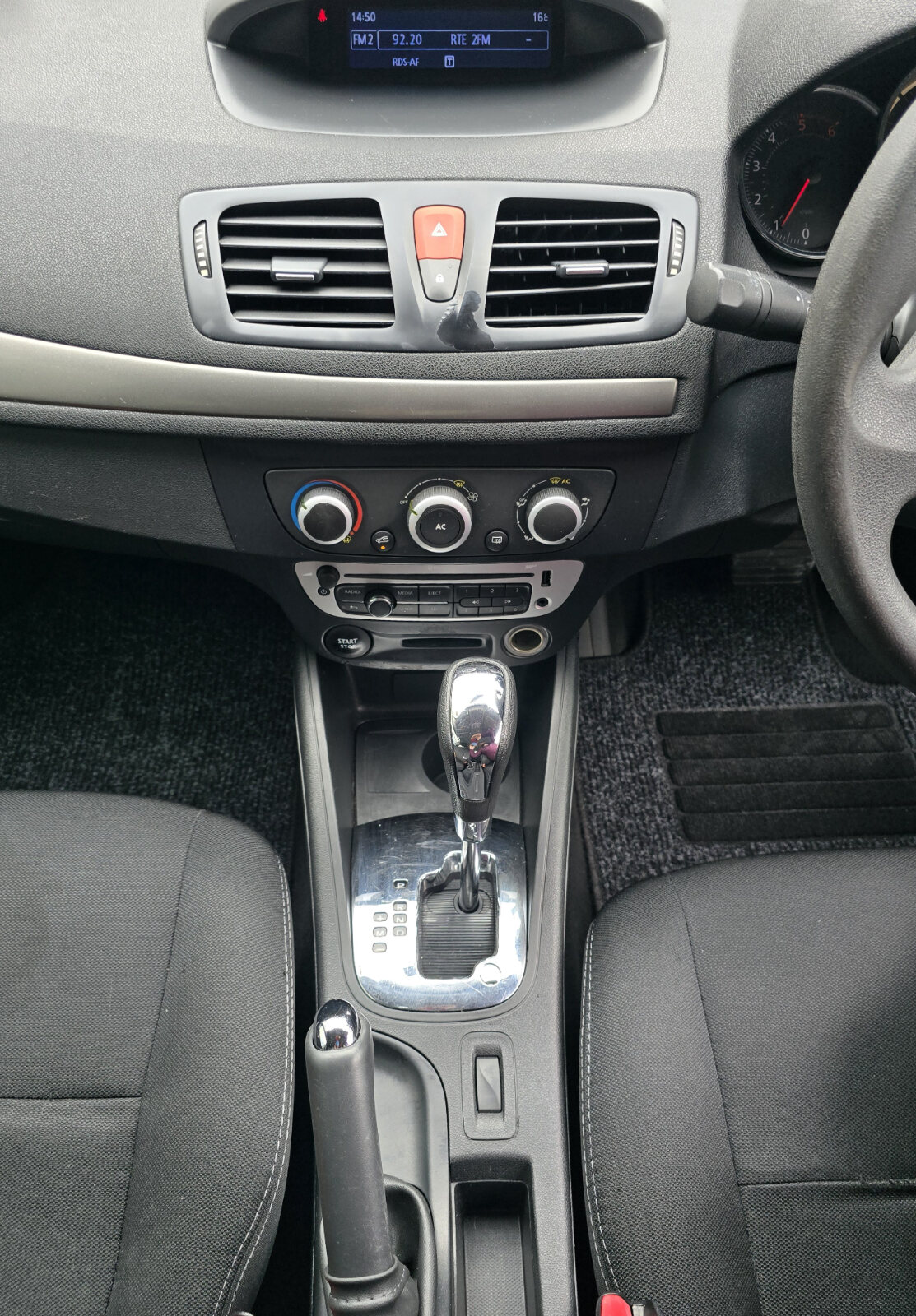 2016 Renault Fluence 1.5 Automatic DCI EXPRESSION - Image 9