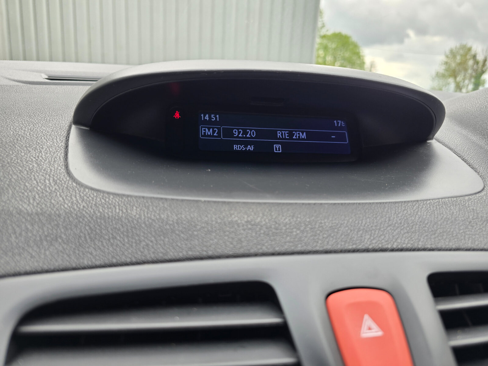 2016 Renault Fluence 1.5 Automatic DCI EXPRESSION - Image 11