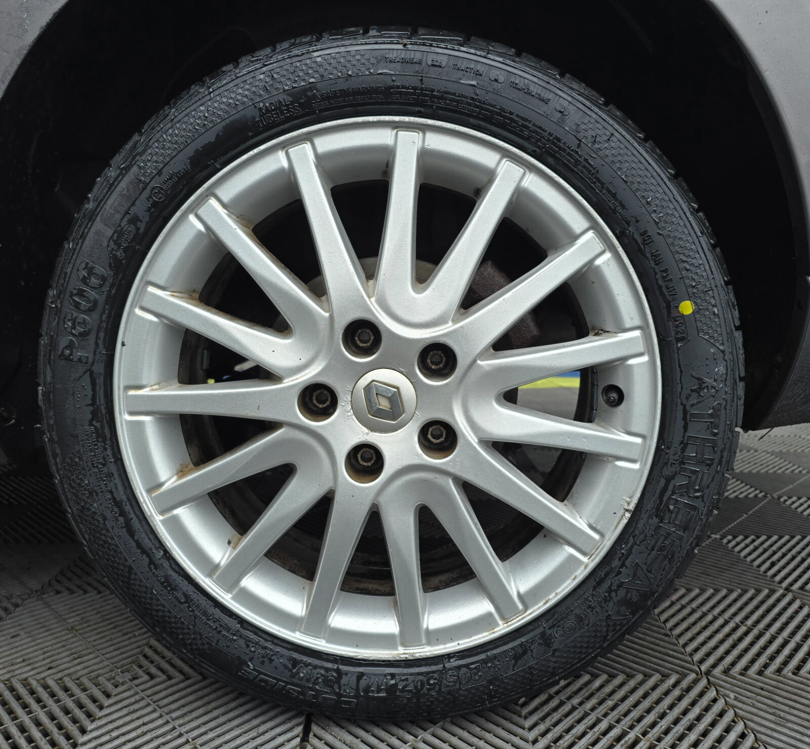 2016 Renault Fluence 1.5 Automatic DCI - Image 10