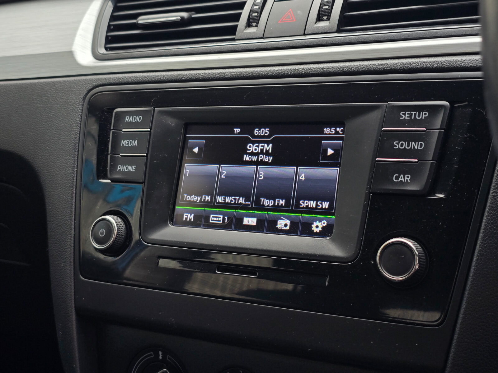 2016 Skoda Rapid 1.4TDI ACTIVE - Image 14