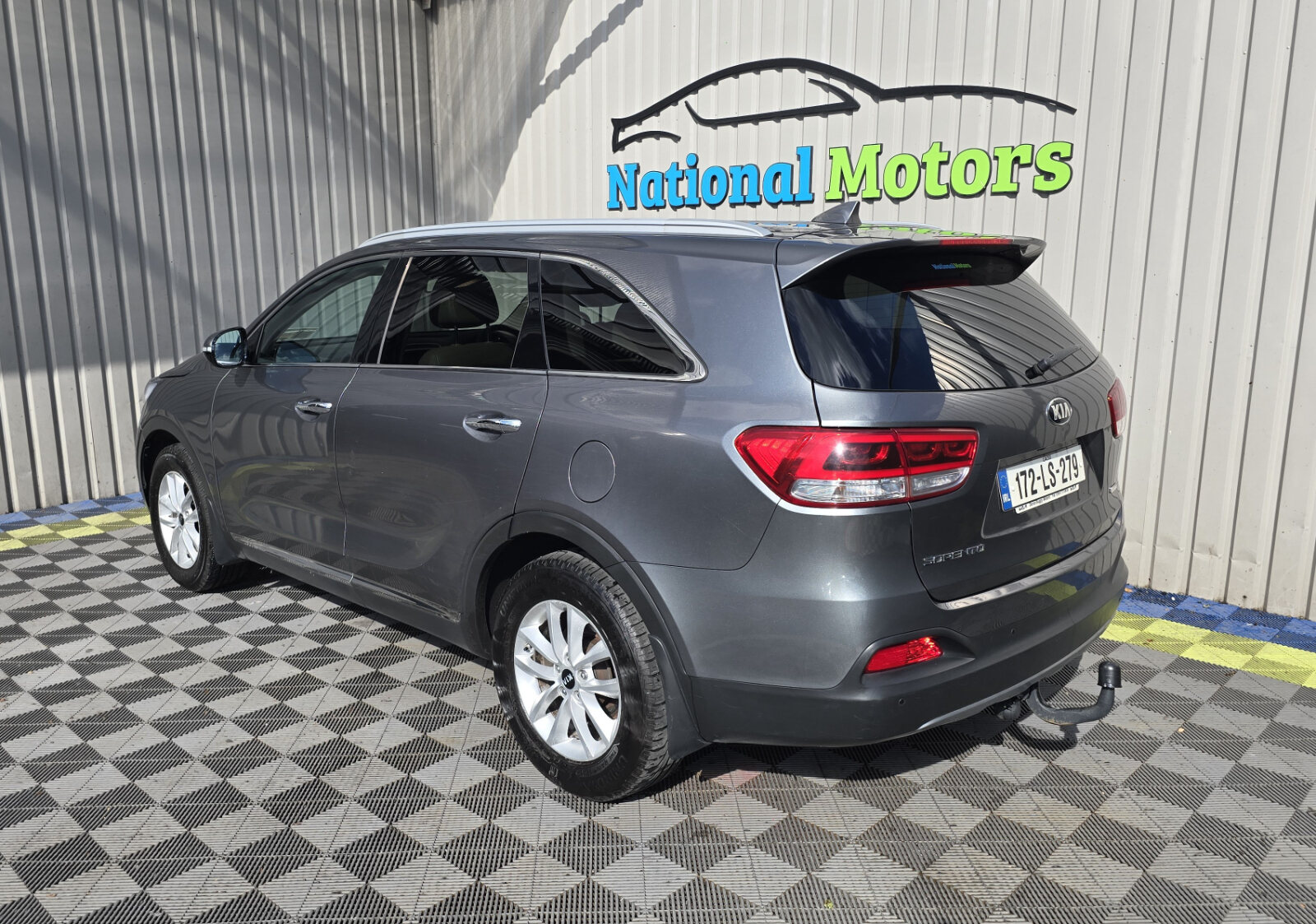 2017 Kia Sorento 2.2D Platinum - Image 5