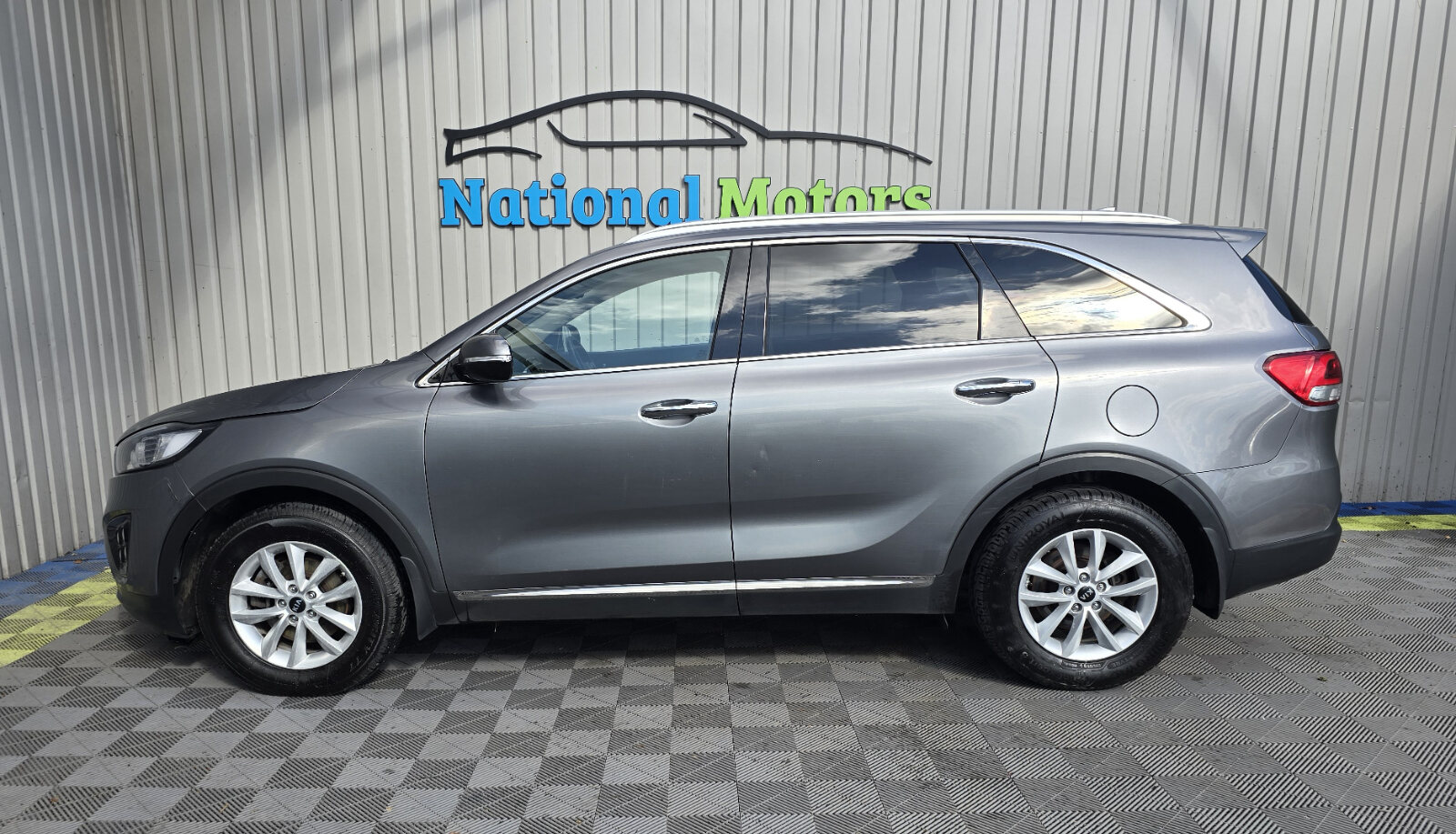 2017 Kia Sorento 2.2D Platinum - Image 6