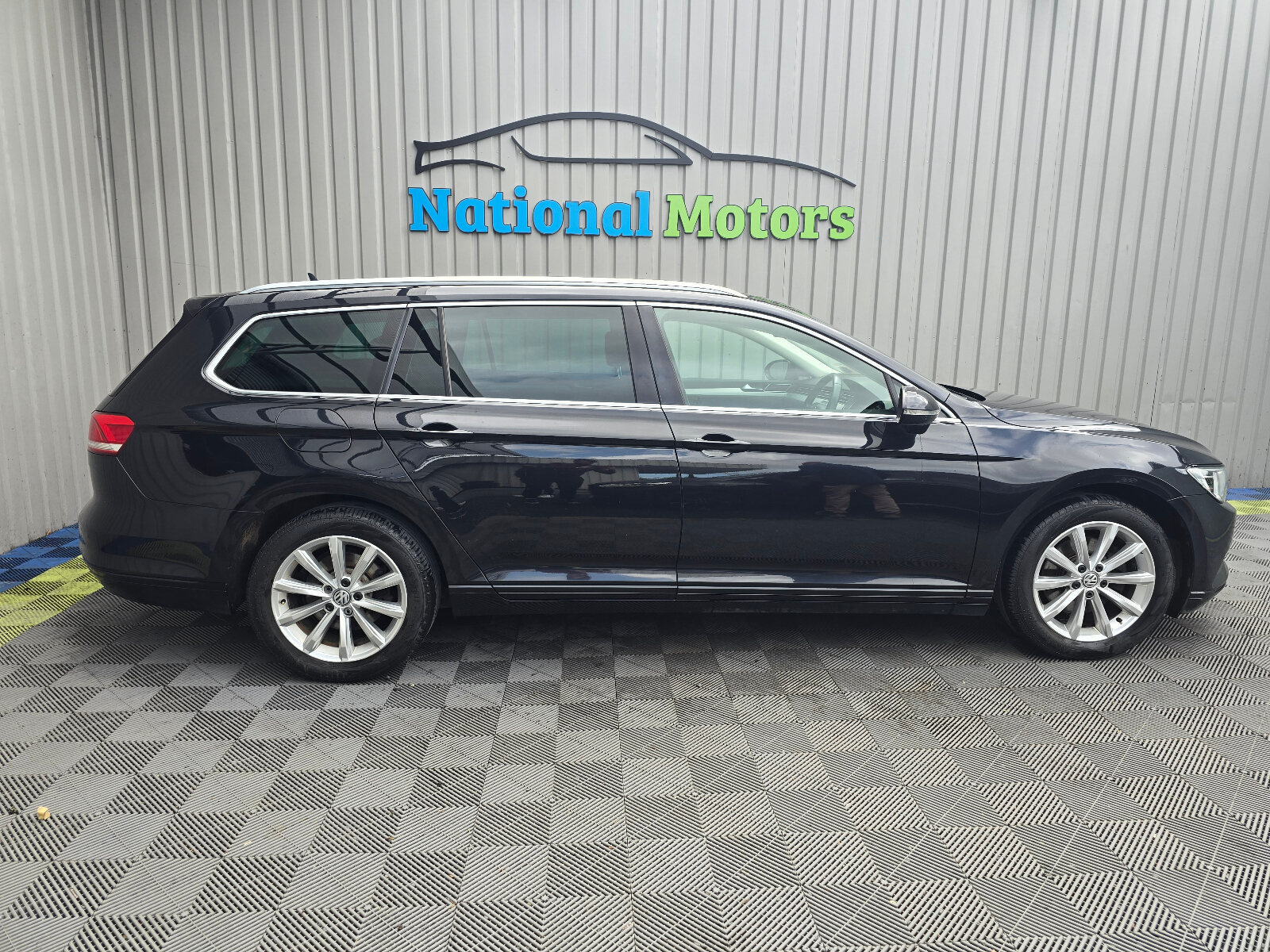 2017 Volkswagen Passat 2.0 TDI Comfortline - Image 2