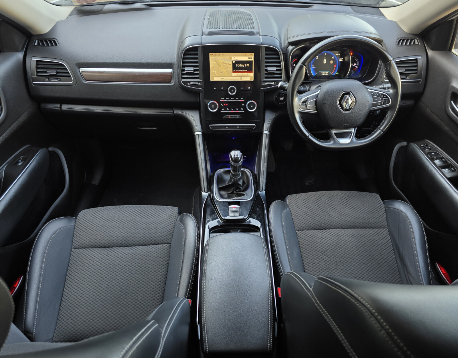 2018 Renault Koleos 1.6 dCi DYNAMIQUE S NAV - Image 10
