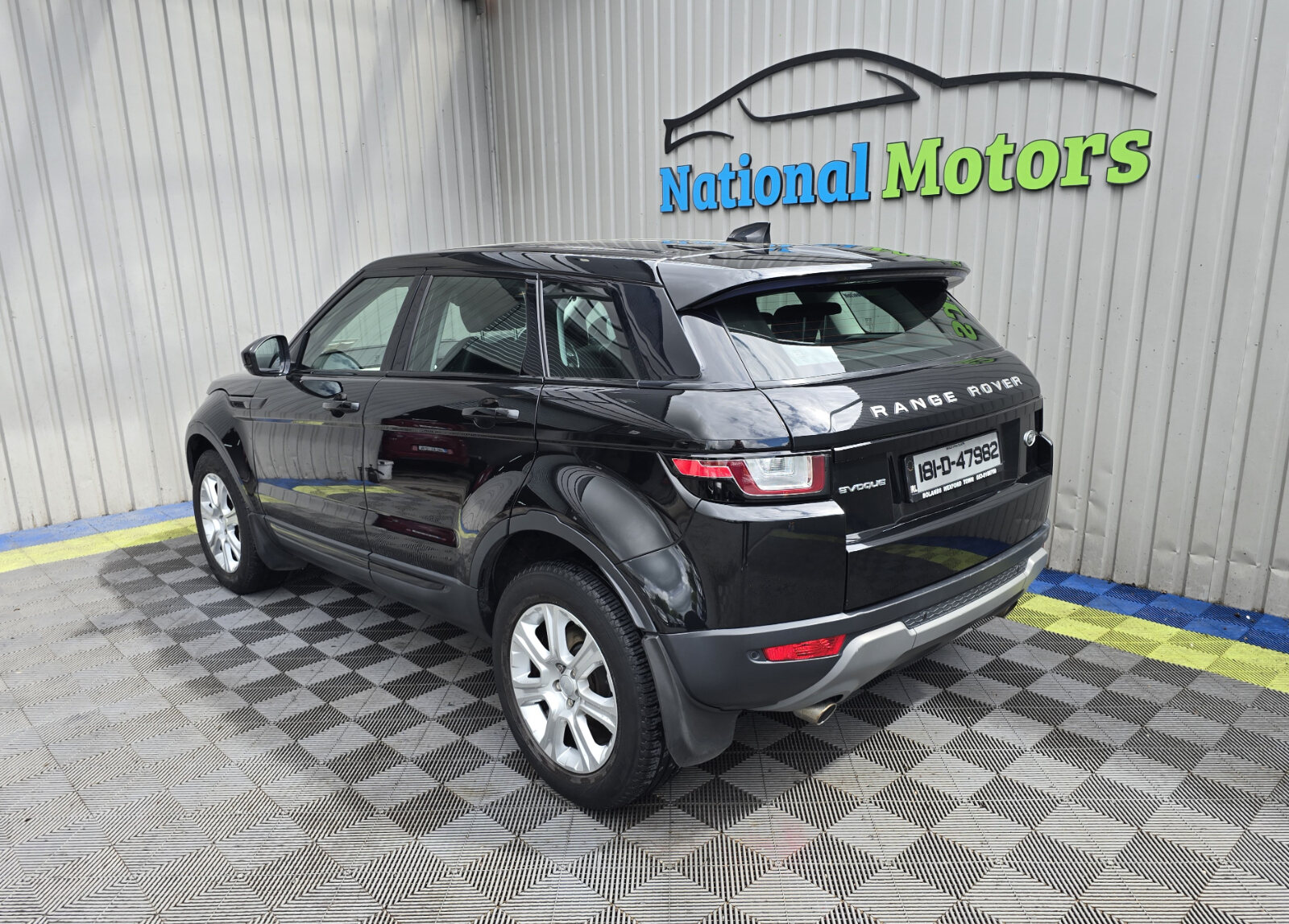 2018 Range Rover Evoque 2.0 Td4 SE 150HP 4wd Auto - Image 5
