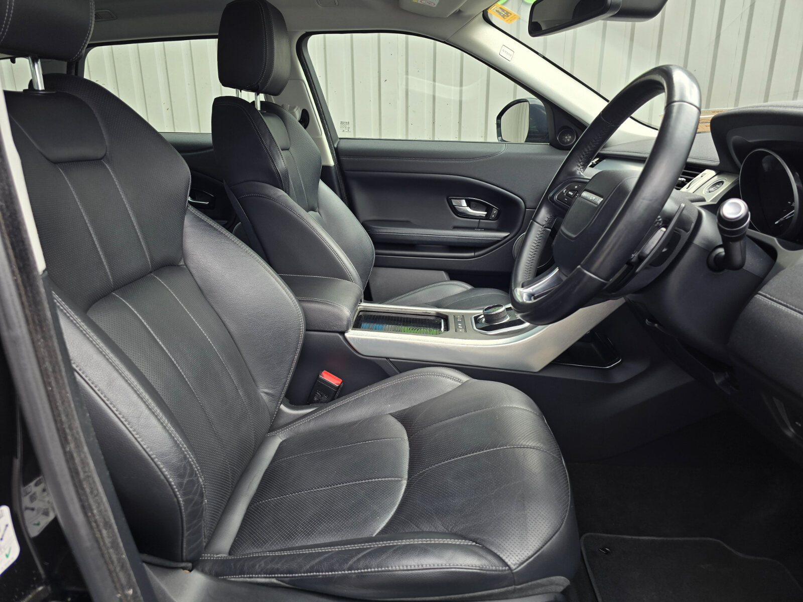 2018 Range Rover Evoque 2.0 Td4 SE 150HP 4wd Auto - Image 11