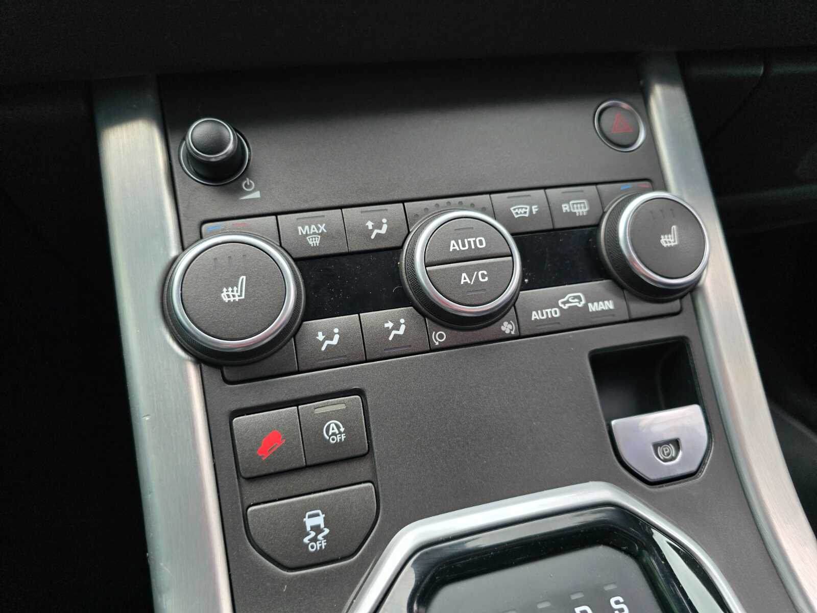 2018 Range Rover Evoque 2.0 Td4 SE 150HP 4wd Auto - Image 17