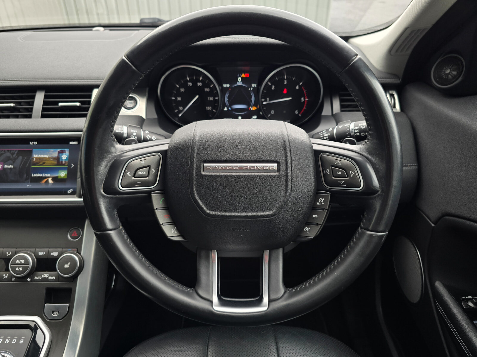 2018 Range Rover Evoque 2.0 Td4 SE 150HP 4wd Auto - Image 19