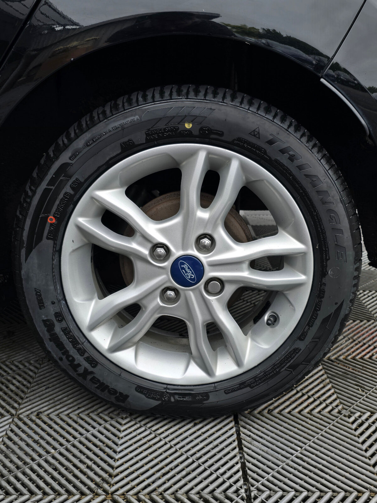 2017 Ford Fiesta 1.0 Petrol - Image 9