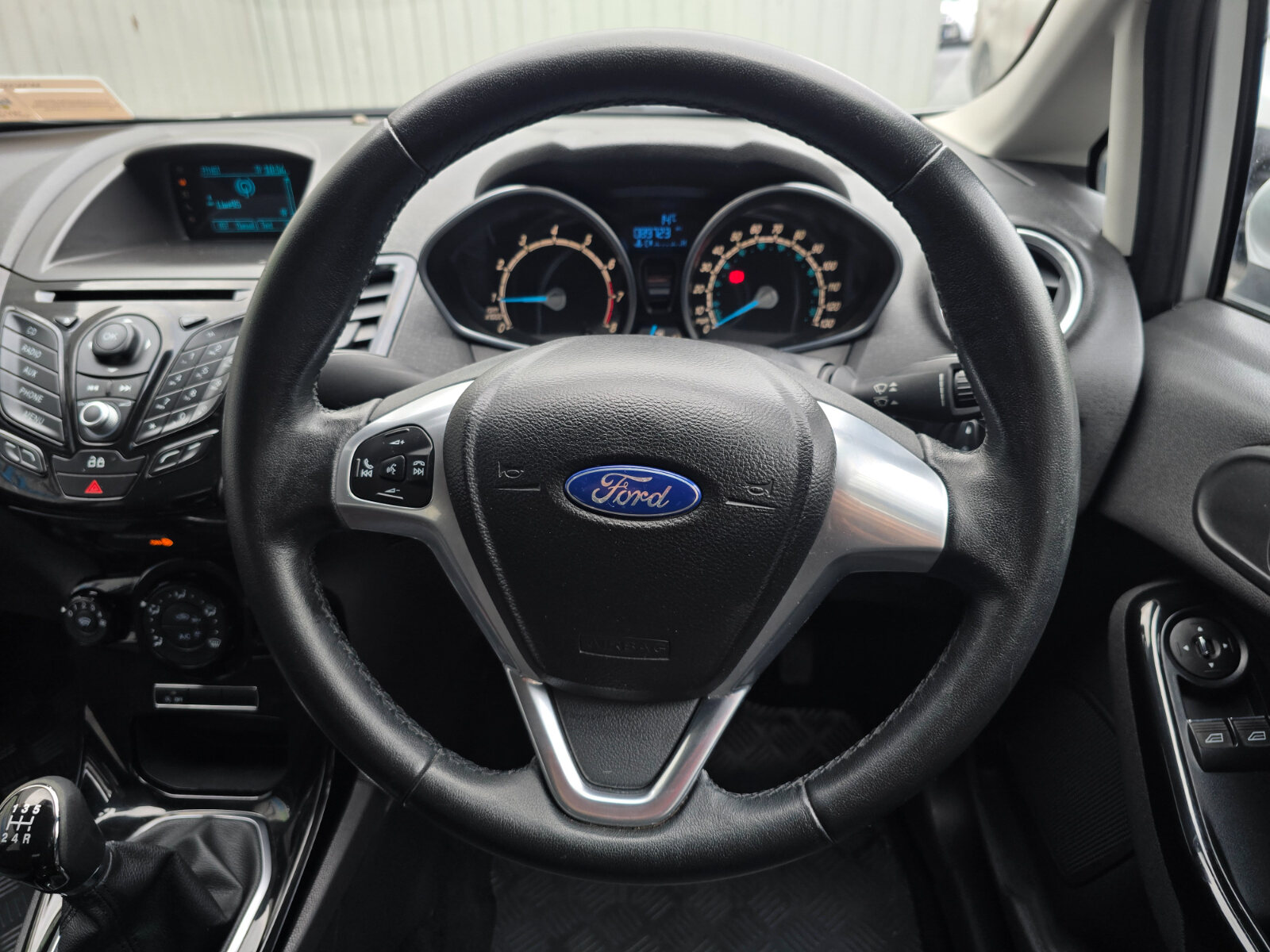 2014 Ford Fiesta 1.0 Petrol - Image 13