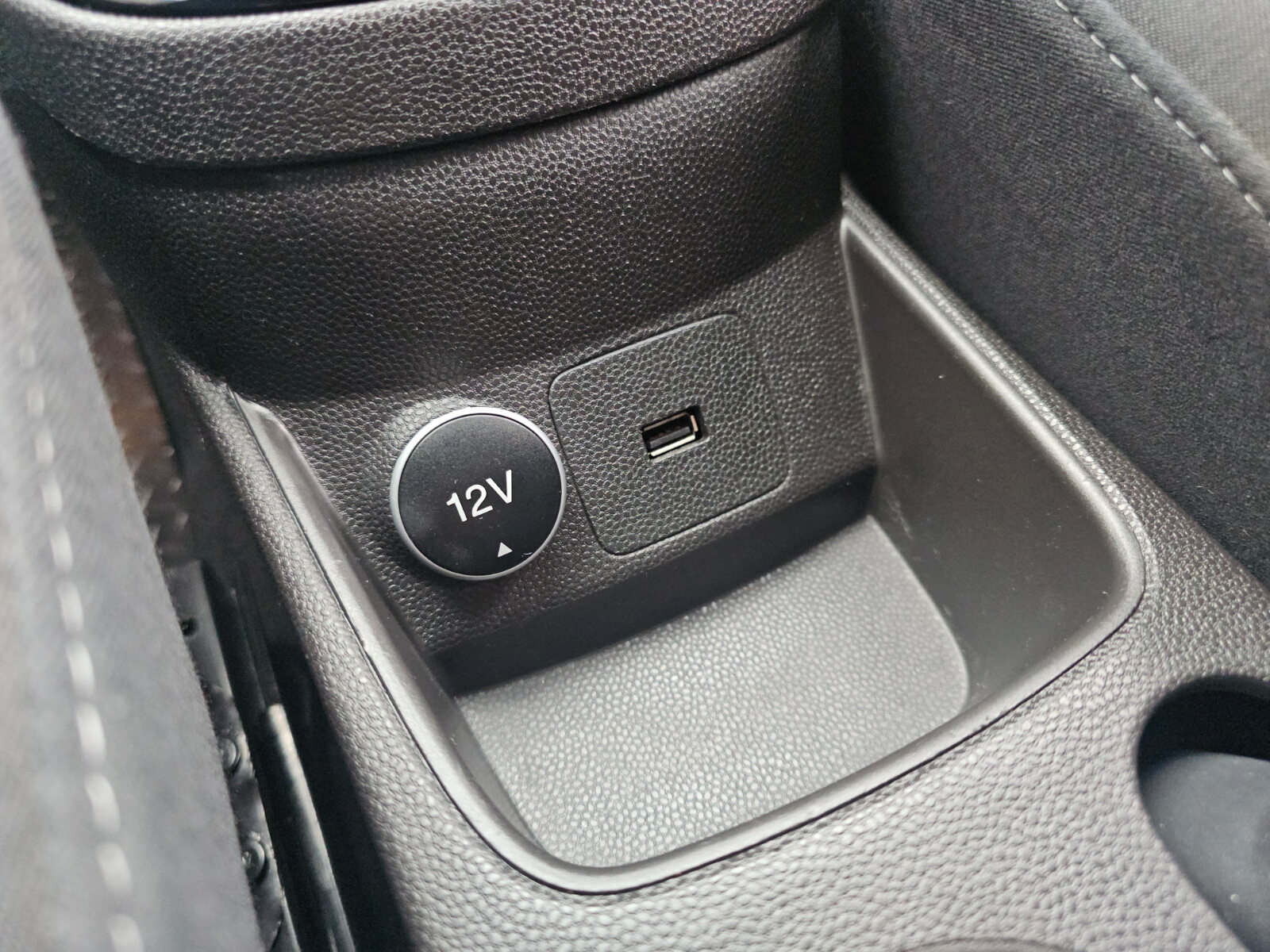 2017 Ford Fiesta 1.0 Petrol - Image 14