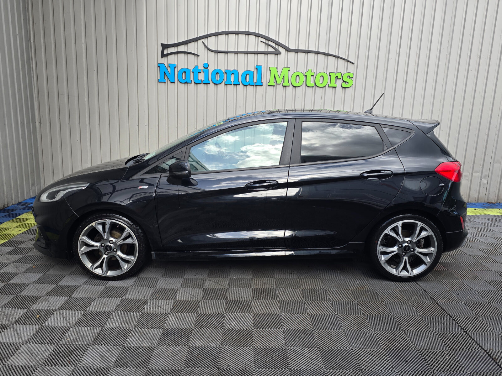 2018 Ford Fiesta ST-LINE 1.0 Petrol - Image 6