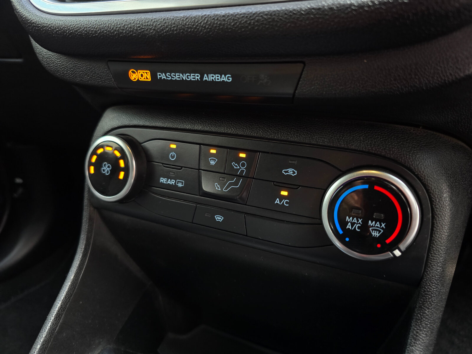 2018 Ford Fiesta ST-LINE 1.0 Petrol - Image 15