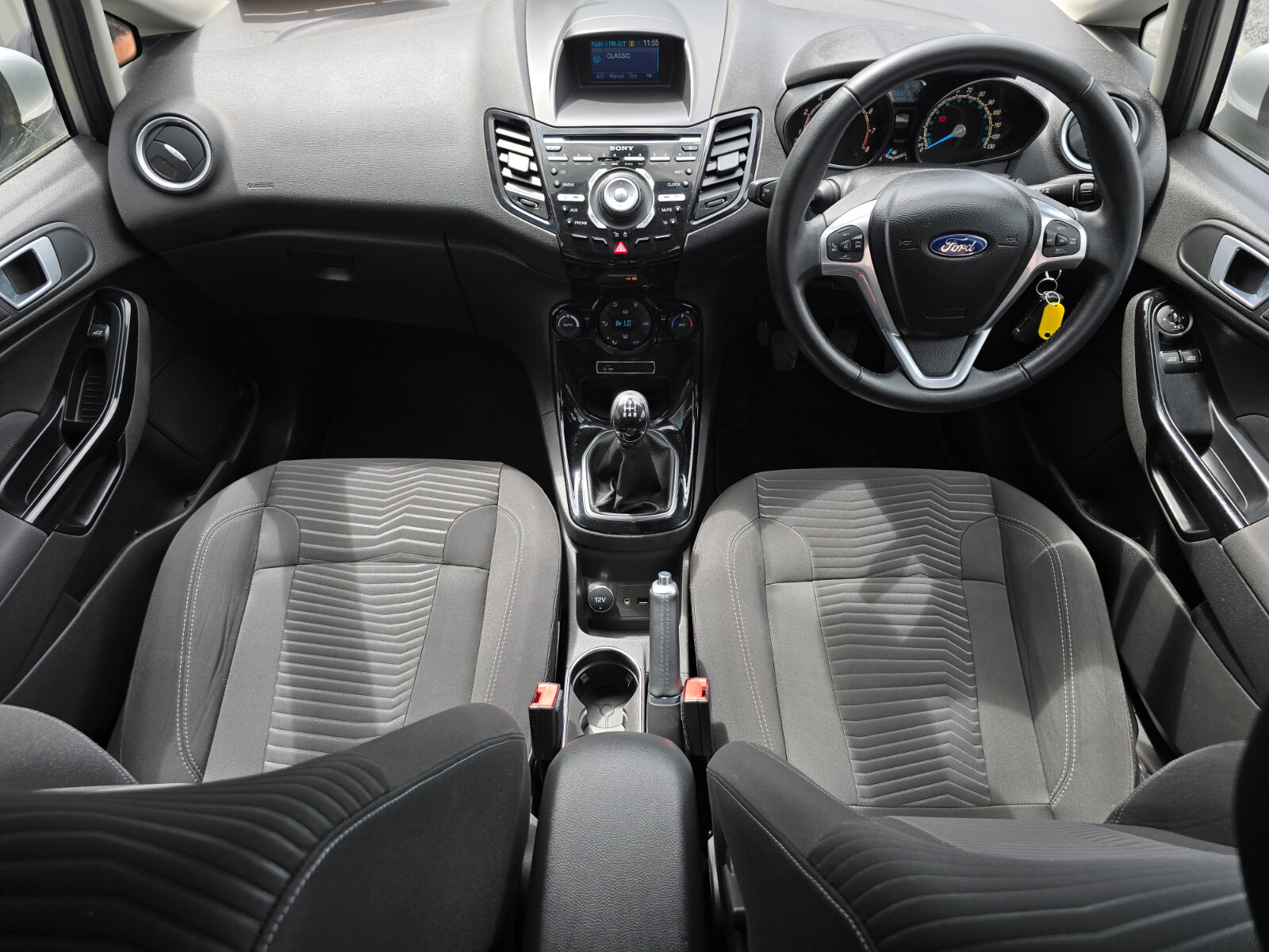 2014 Ford Fiesta Titanium 1.0 Petrol - Image 10