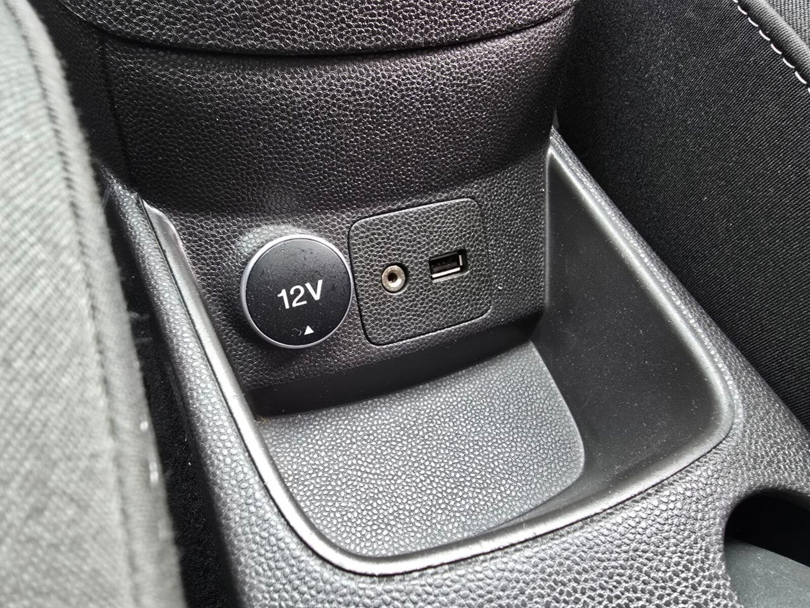 2015 Ford Fiesta 1.0 Petrol - Image 14