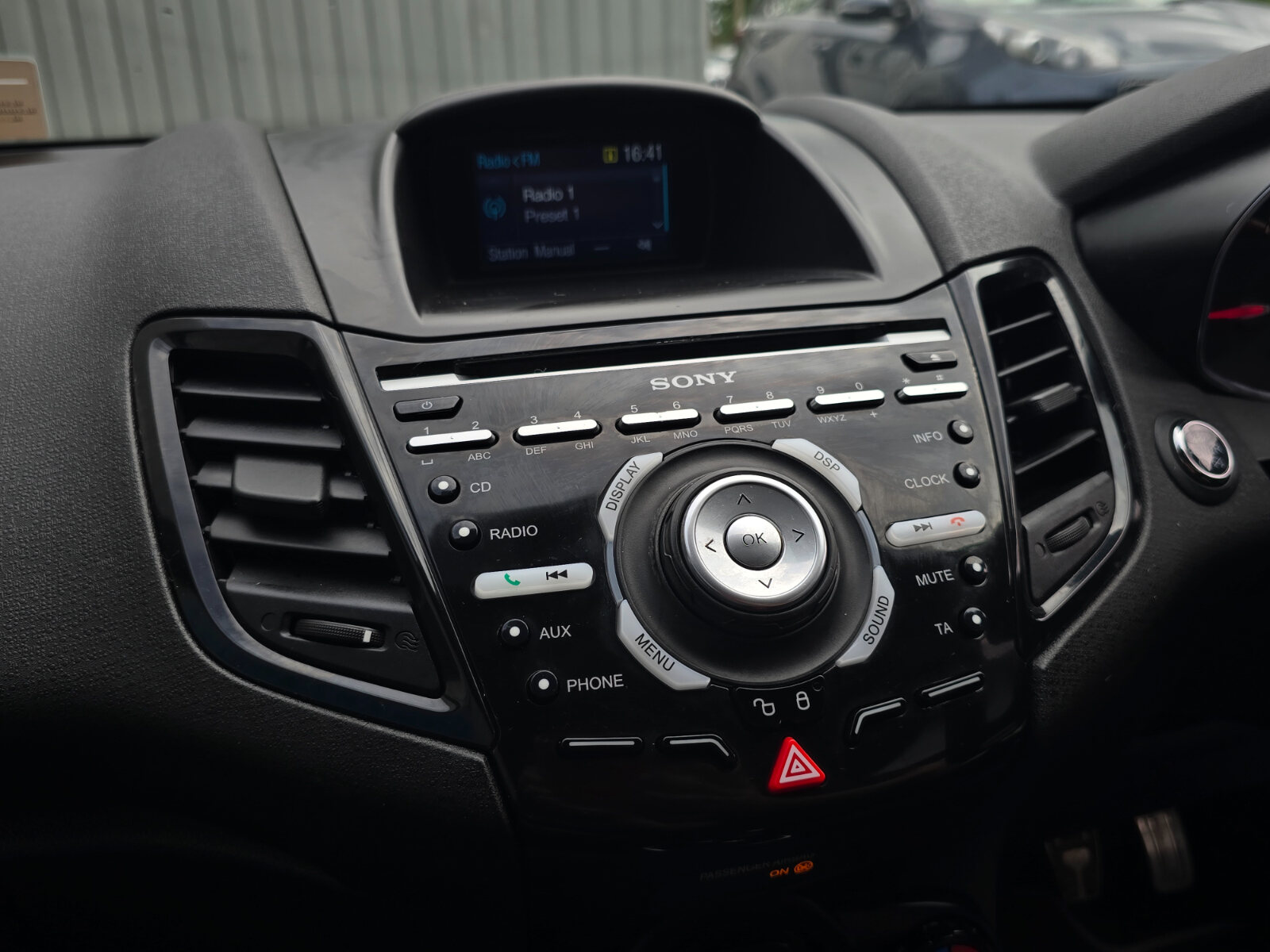 2015 Ford Fiesta ST-2 1.6 Petrol - Image 17
