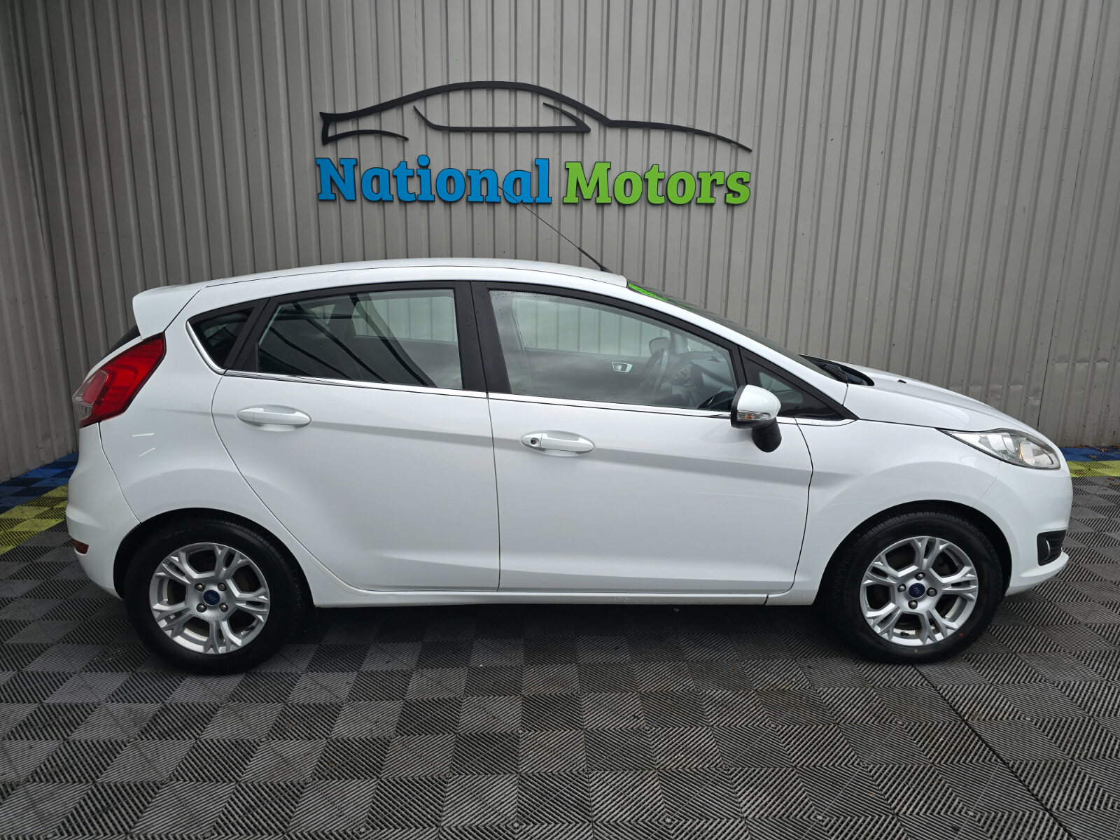 2015 Ford Fiesta 1.0 Petrol - Image 2