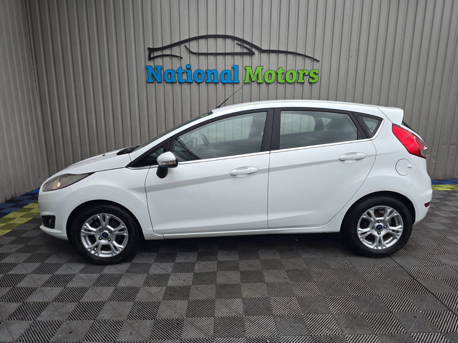 2015 Ford Fiesta 1.0 Petrol - Image 6