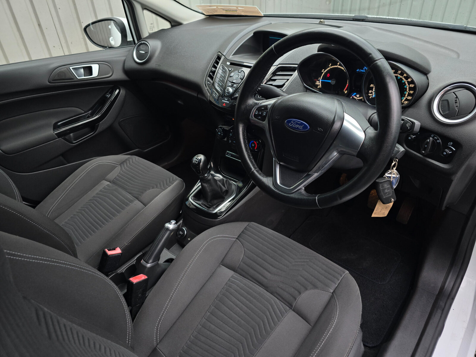 2015 Ford Fiesta 1.0 Petrol - Image 12
