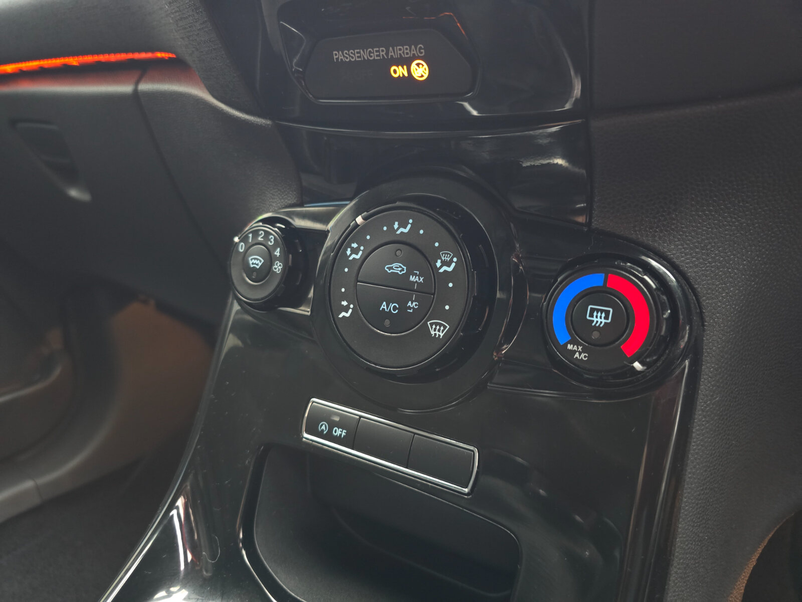 2015 Ford Fiesta 1.0 Petrol - Image 15