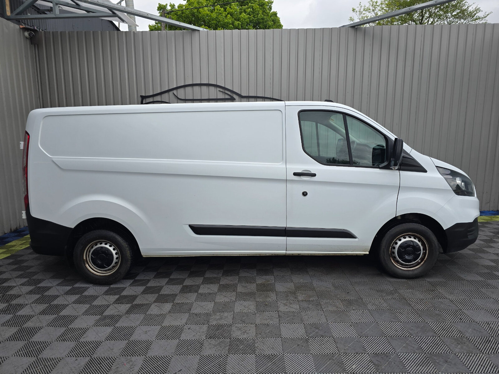 2021 Ford Transit 2.0 Diesel - Image 2