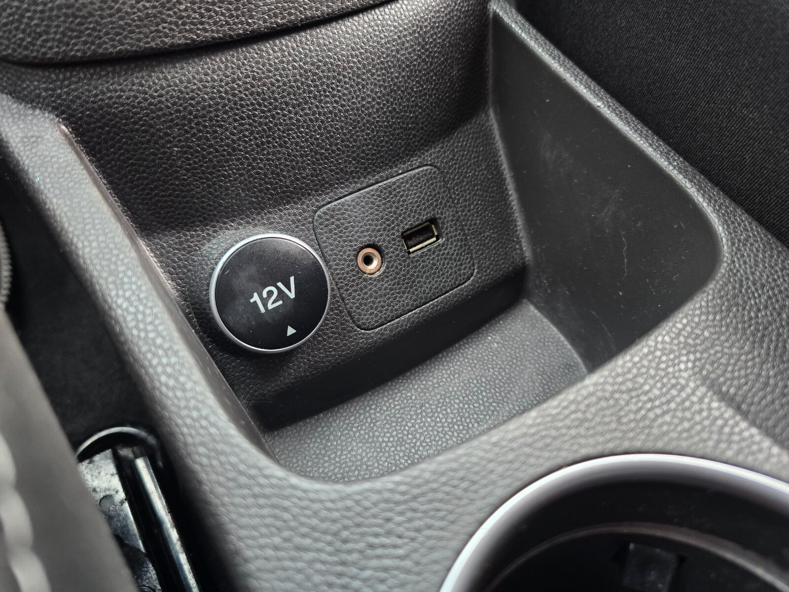 2014 Ford Fiesta Titanium 1.0 Petrol - Image 14