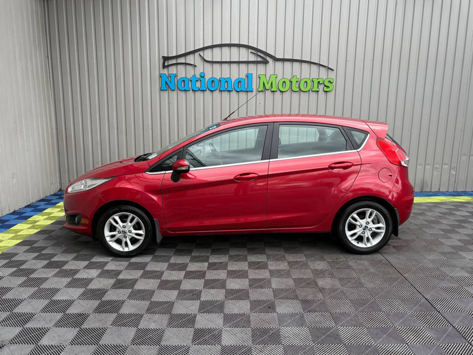 2015 Ford Fiesta Zetec 1.0 Petrol - Image 6