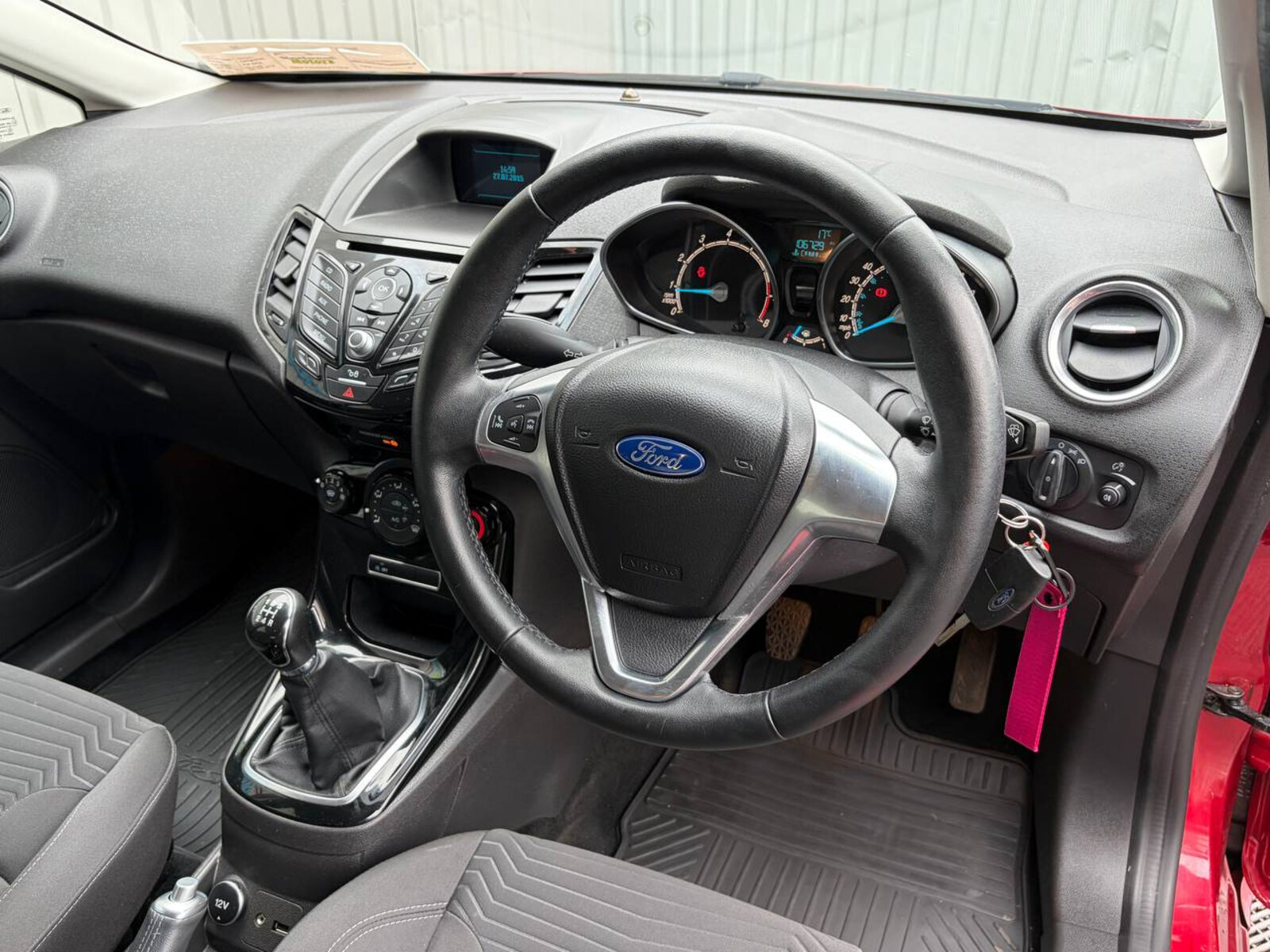 2015 Ford Fiesta Zetec 1.0 Petrol - Image 12
