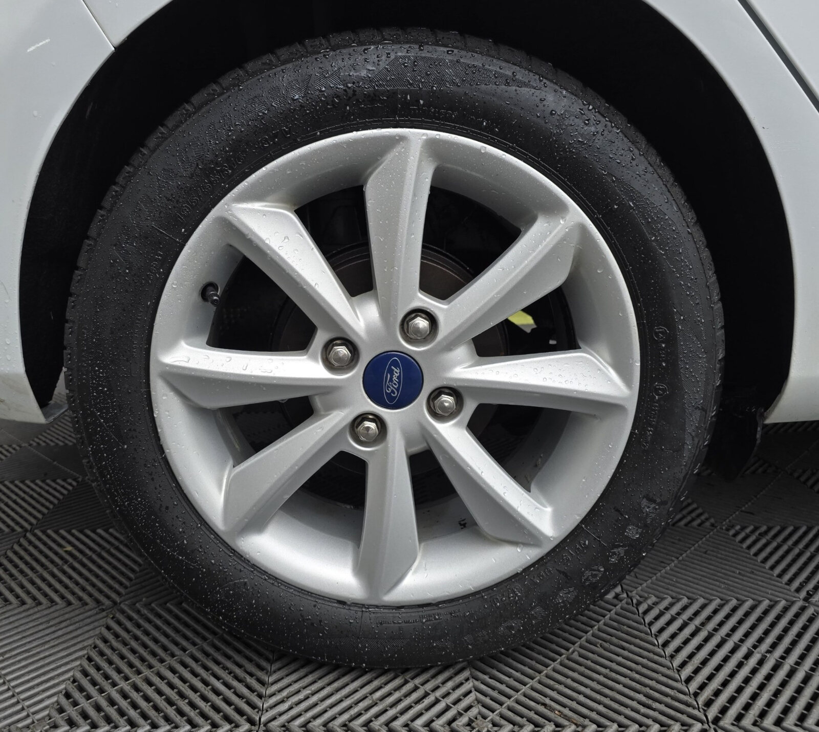 2018 Ford Fiesta 1.1 Zetec - Image 9