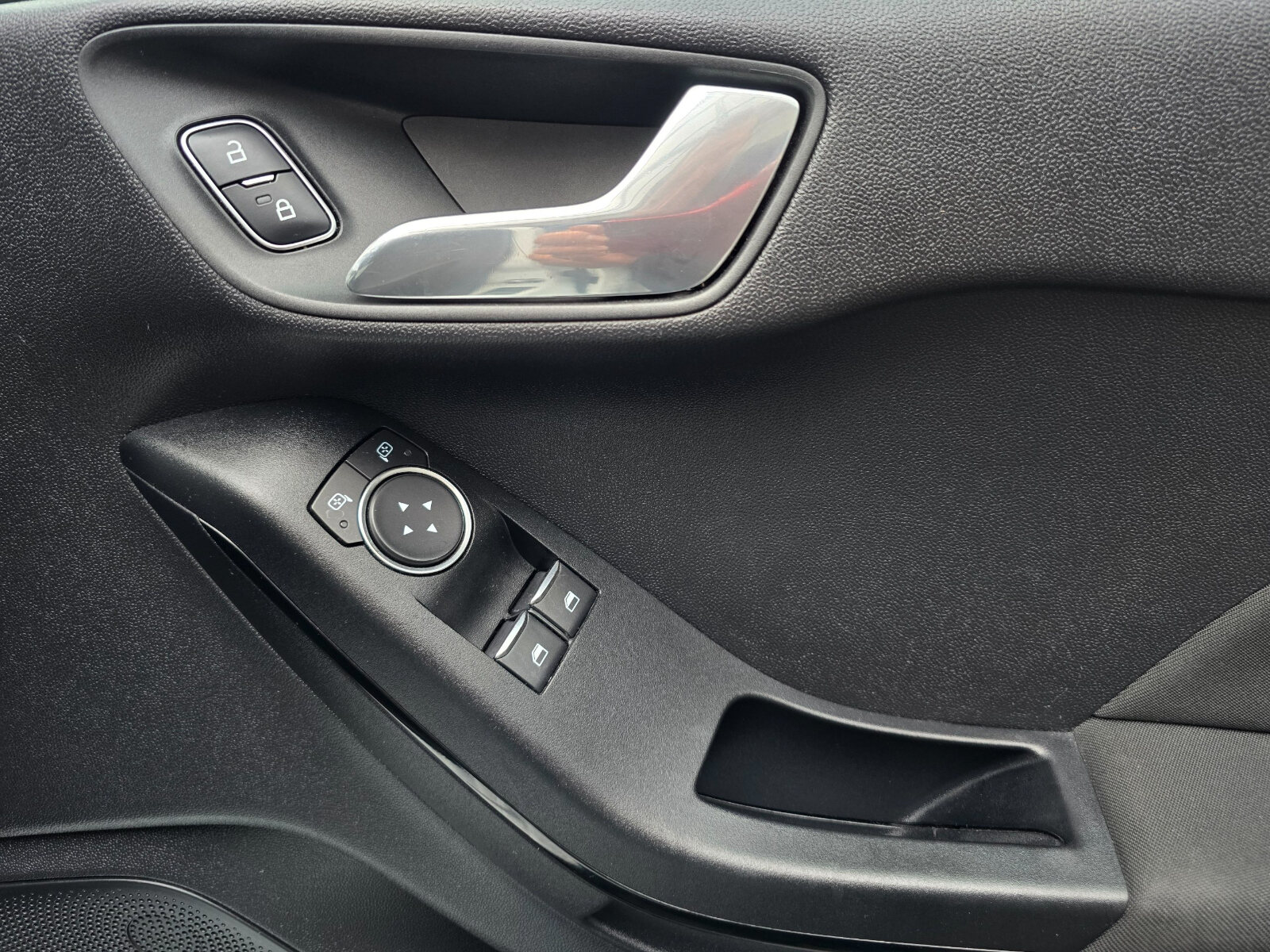2018 Ford Fiesta 1.1 Zetec - Image 20