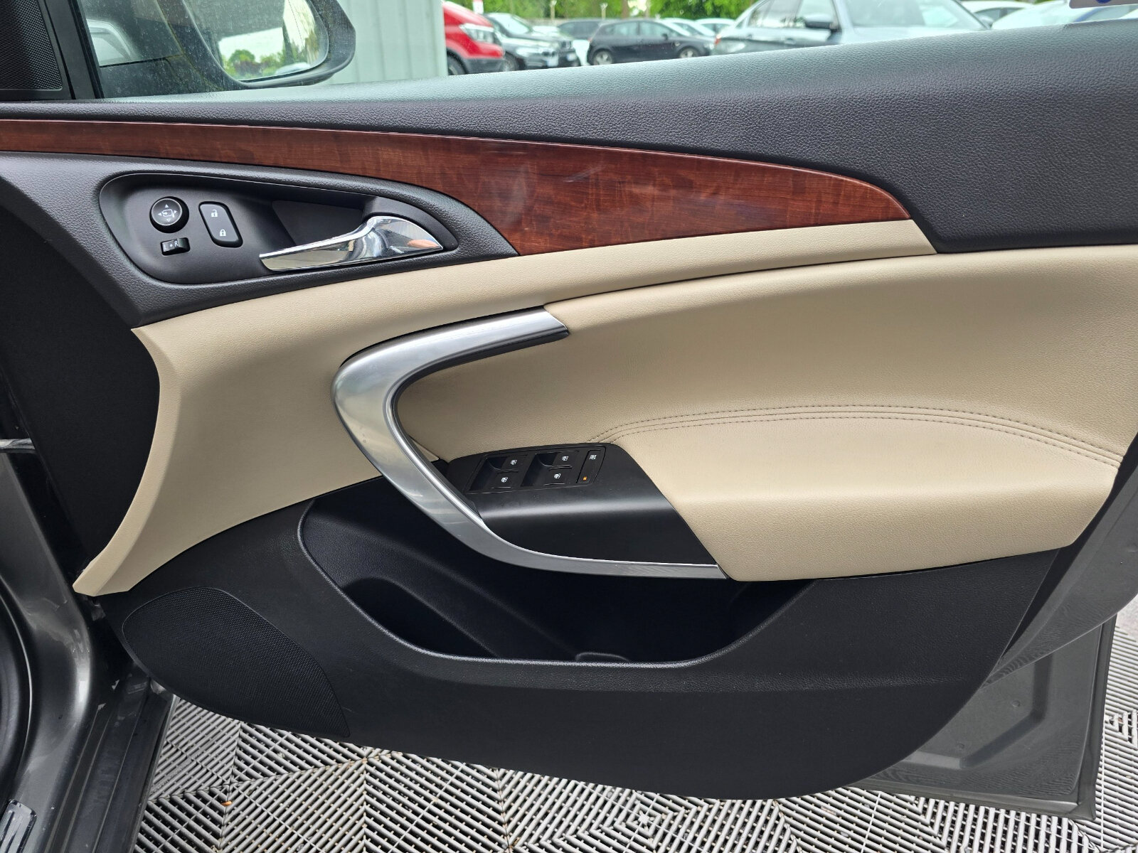 2016 Opel Insignia 1.6 Elite - Image 17