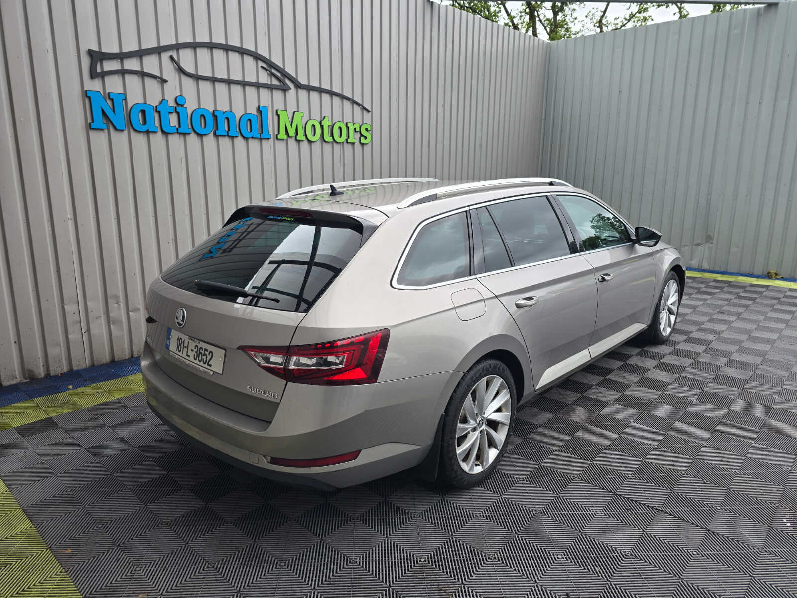 2018 Skoda Superb 2.0 150bhp Automatic - Image 3