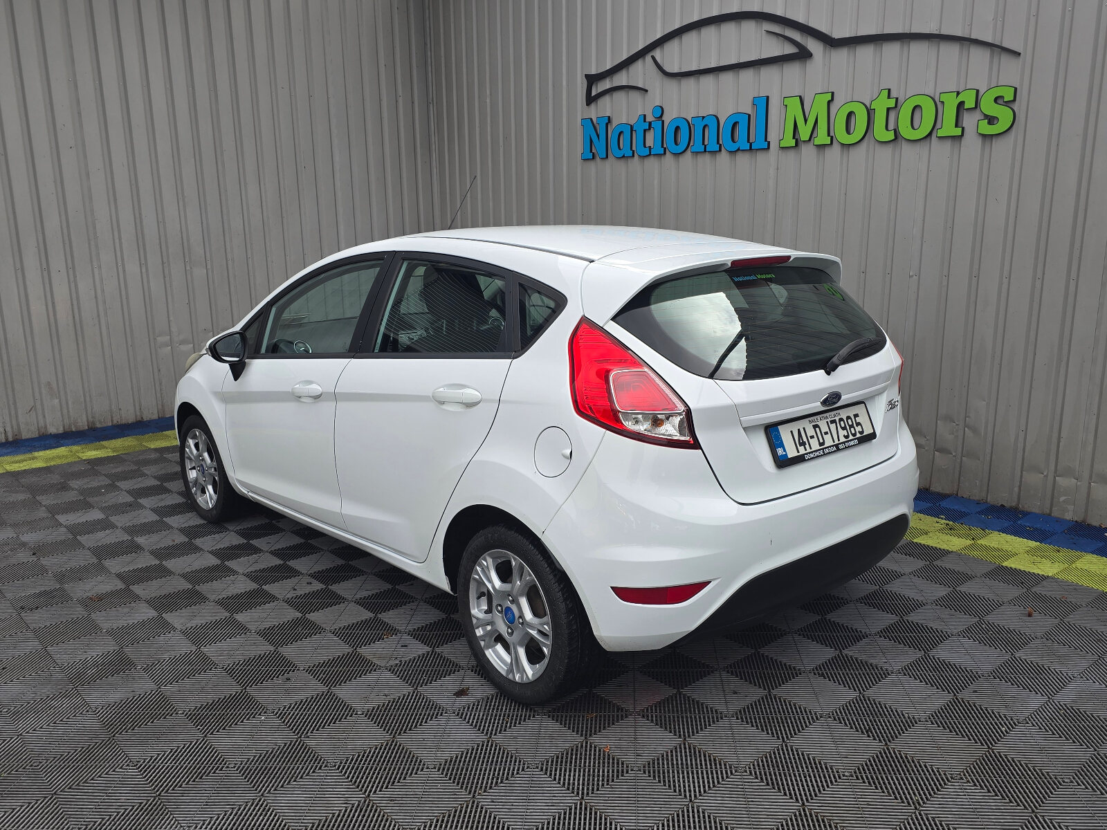 2014 Ford Fiesta 1.25 Zetec Petrol - Image 5