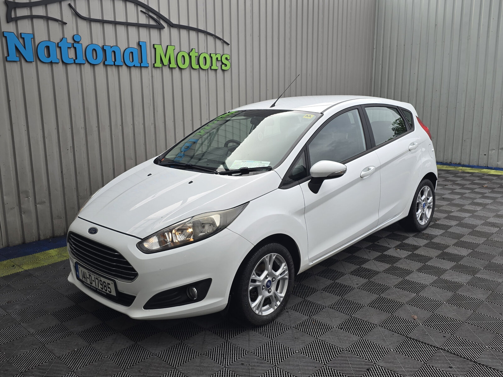 2014 Ford Fiesta 1.25 Zetec Petrol - Image 7