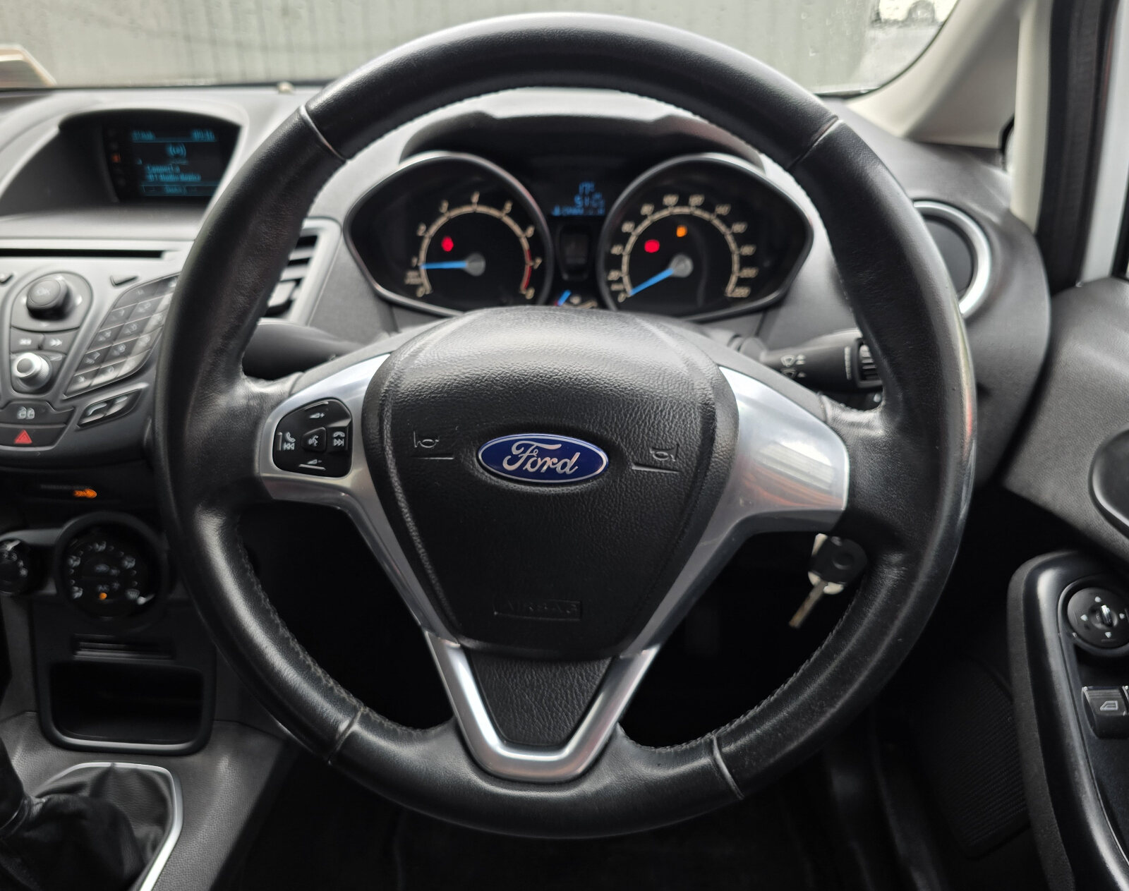 2014 Ford Fiesta 1.25 Zetec Petrol - Image 16