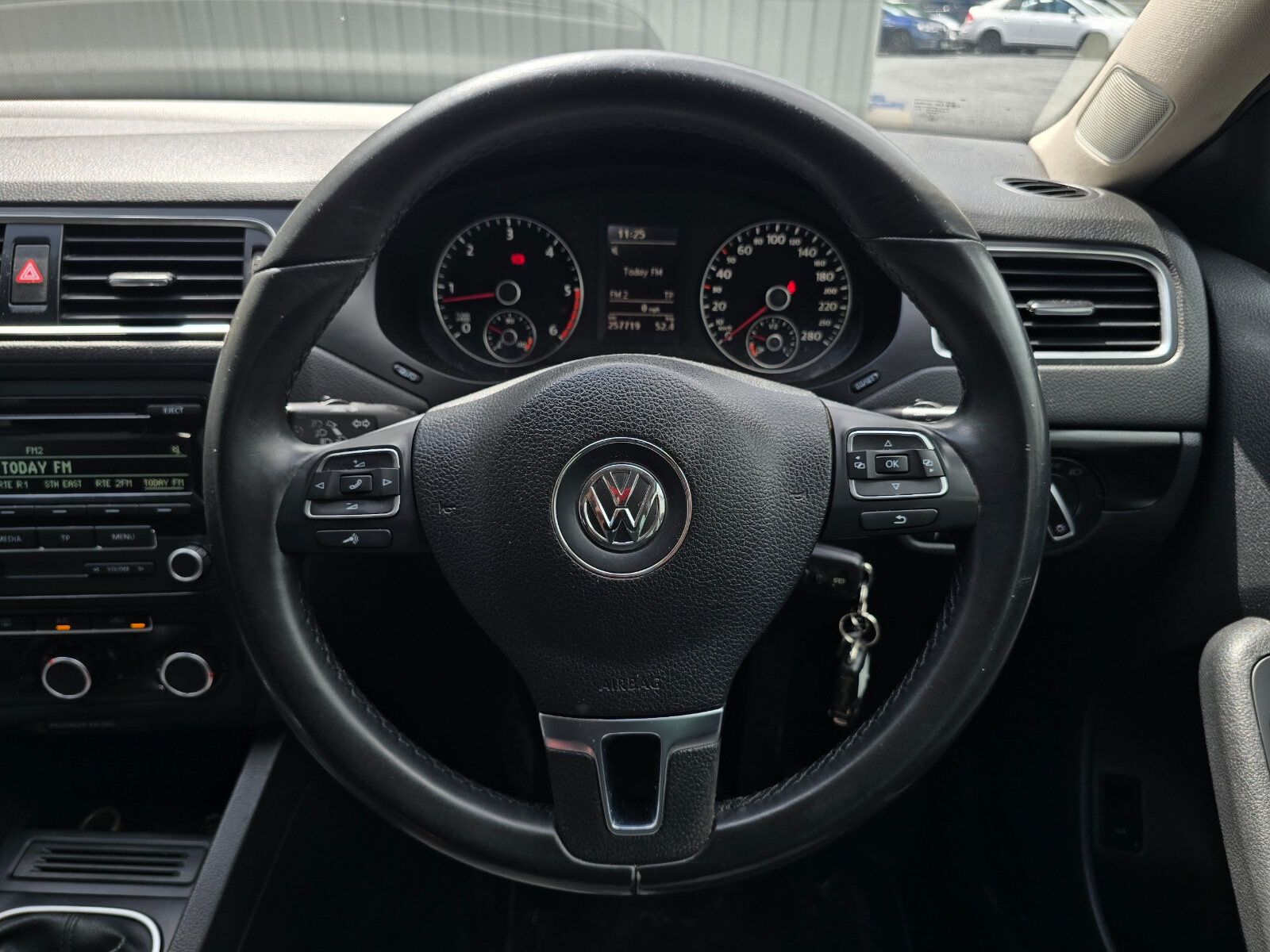 2014 Volkswagen Jetta 1.6 COMFORTLINE - Image 16