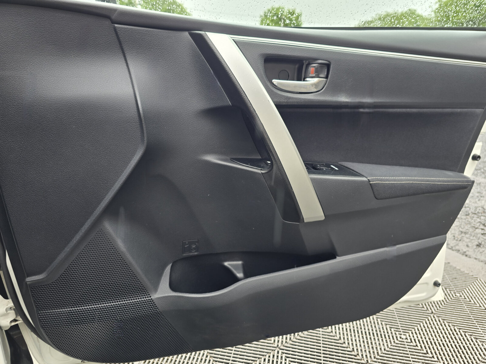 2016 Toyota Corolla 1.4 Luna - Image 18