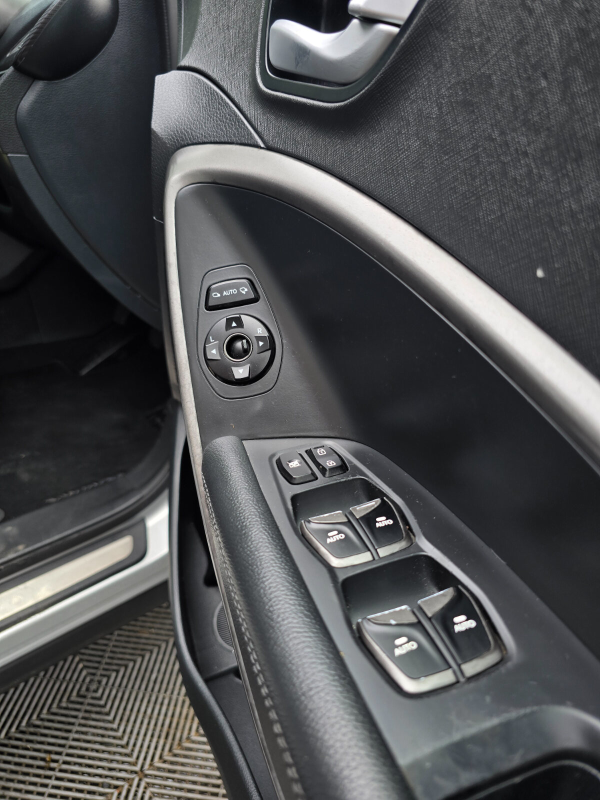 2016 Hyundai Santa Fe 2.2 4WD Executive - Image 19