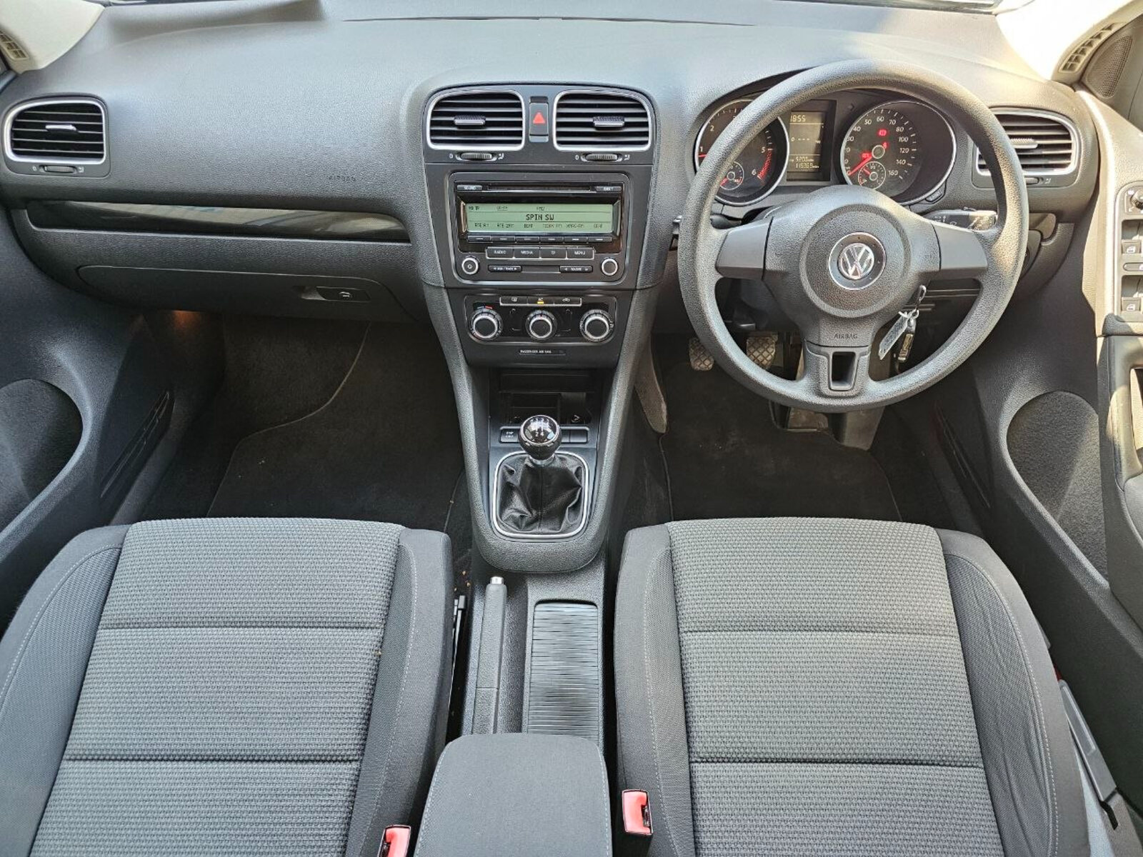 2010 Volkswagen Golf 1.6 TDI - Image 9