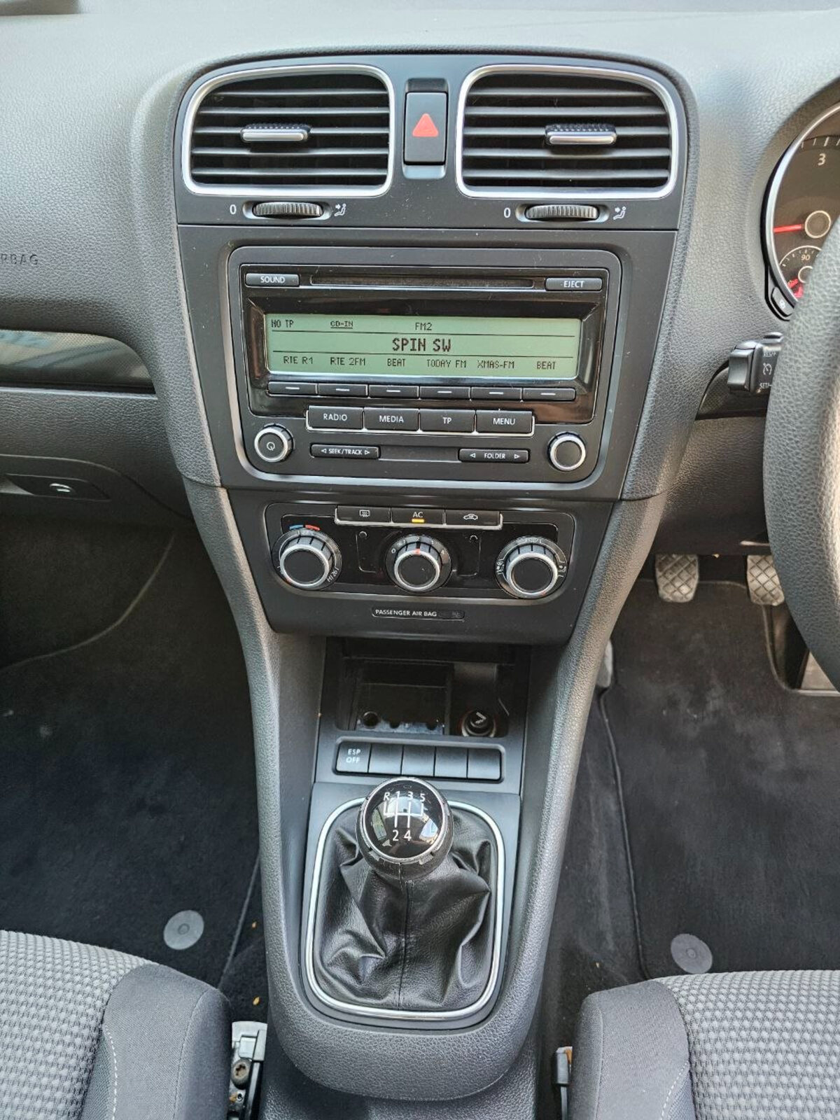 2010 Volkswagen Golf 1.6 TDI - Image 12