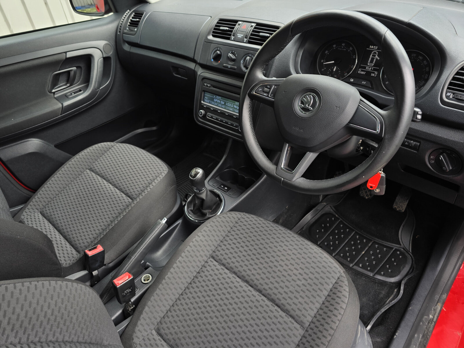 2015 Skoda Roomster 1.2 TSI - Image 10