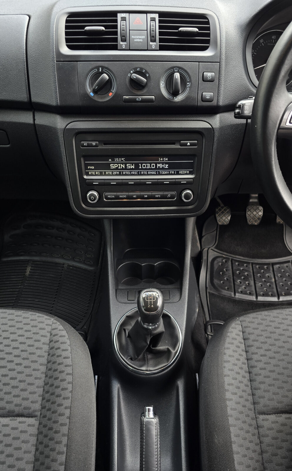 2015 Skoda Roomster 1.2 TSI - Image 12