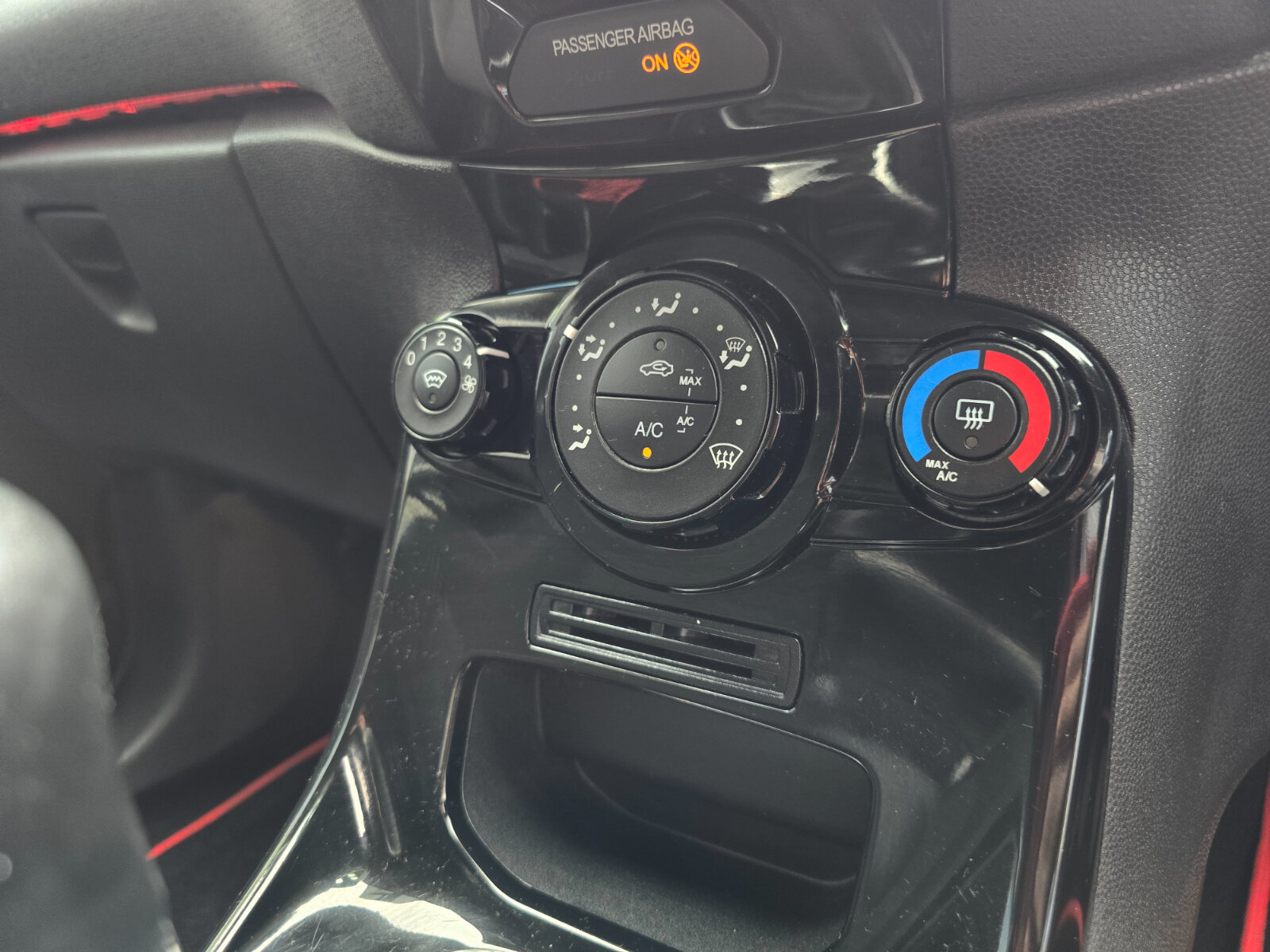 2014 Ford Fiesta 1.2 Petrol - Image 15