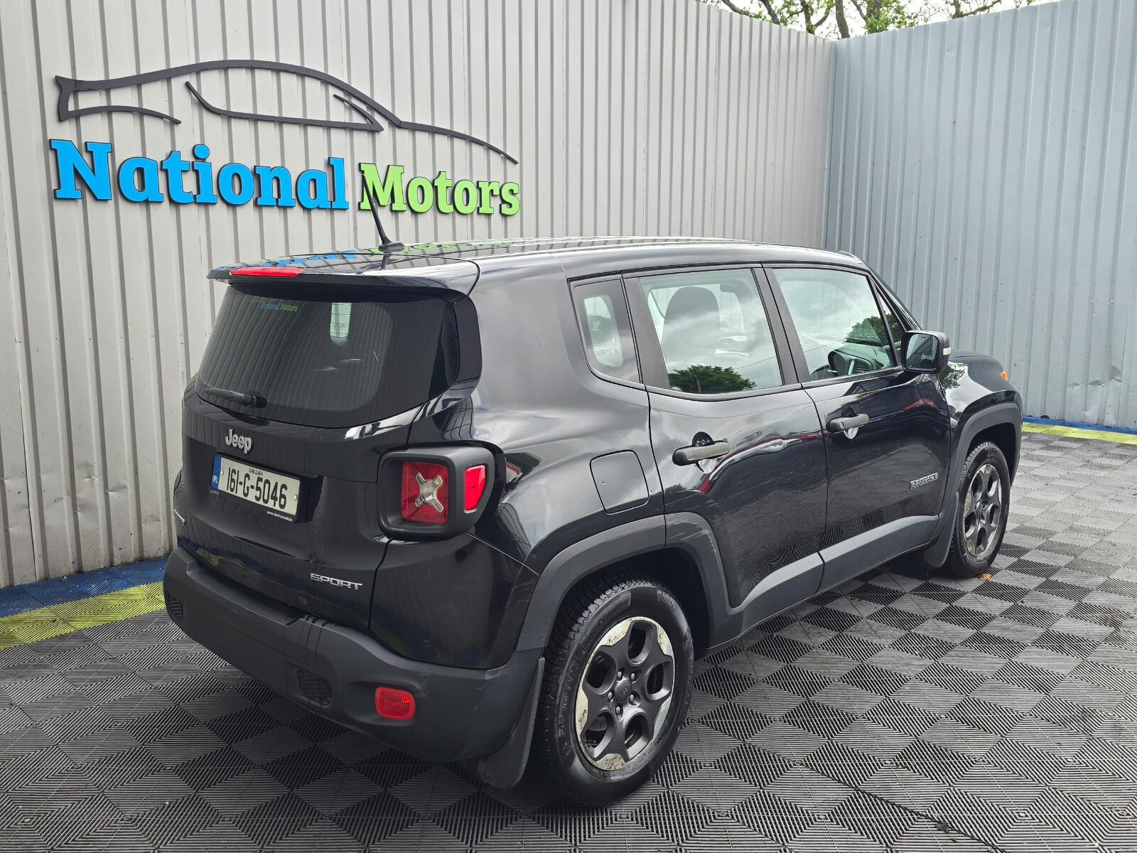 2016 Jeep Renegade 1.6 Mjet FWD SPORT - Image 3
